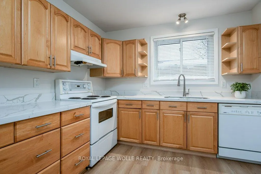 Photo 23 of 69 Glen Park Crescent, Kitchener — HOMEH