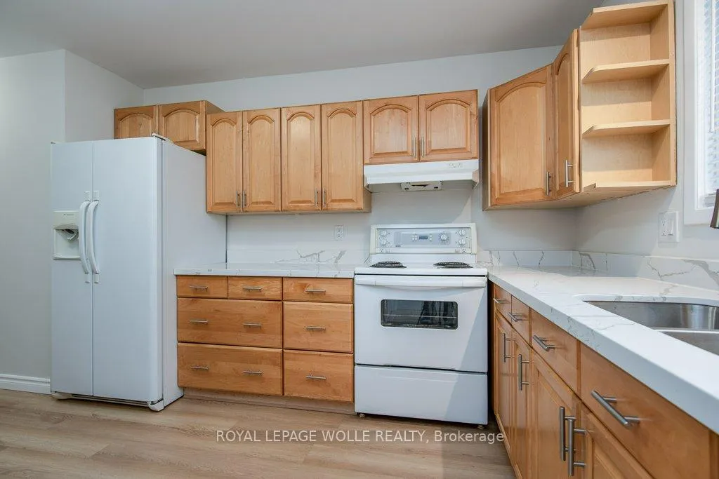 Photo 25 of 69 Glen Park Crescent, Kitchener — HOMEH