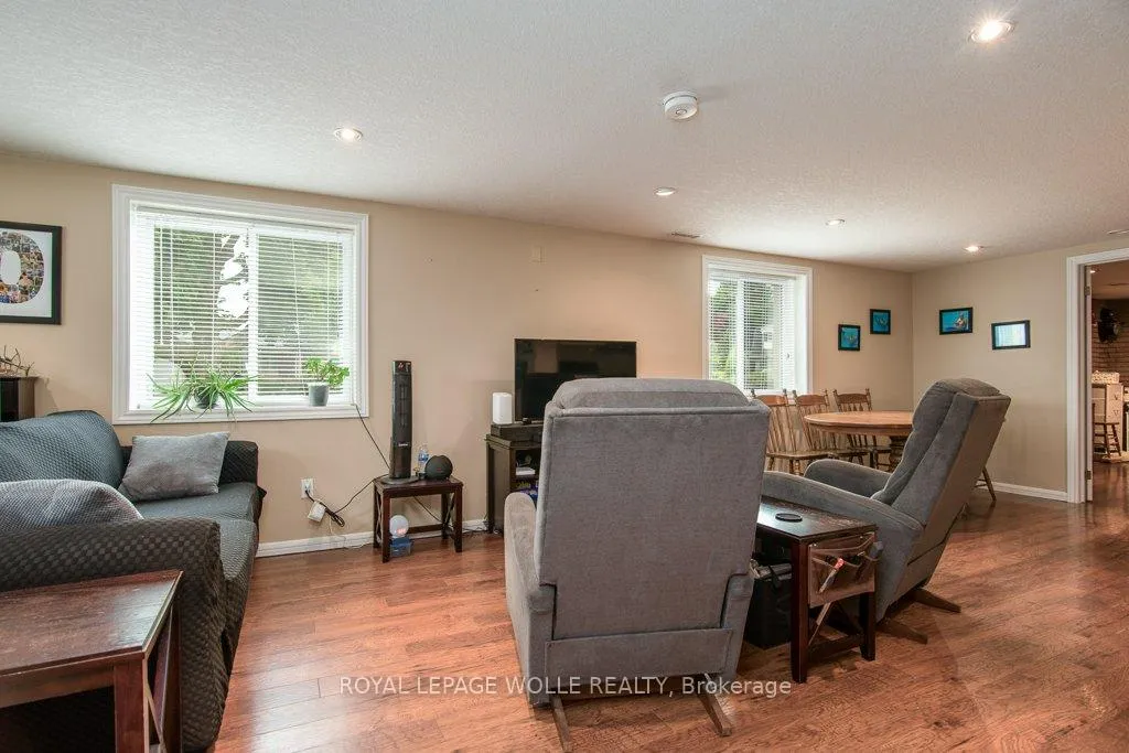 Photo 34 of 69 Glen Park Crescent, Kitchener — HOMEH