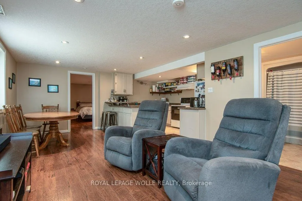 Photo 37 of 69 Glen Park Crescent, Kitchener — HOMEH