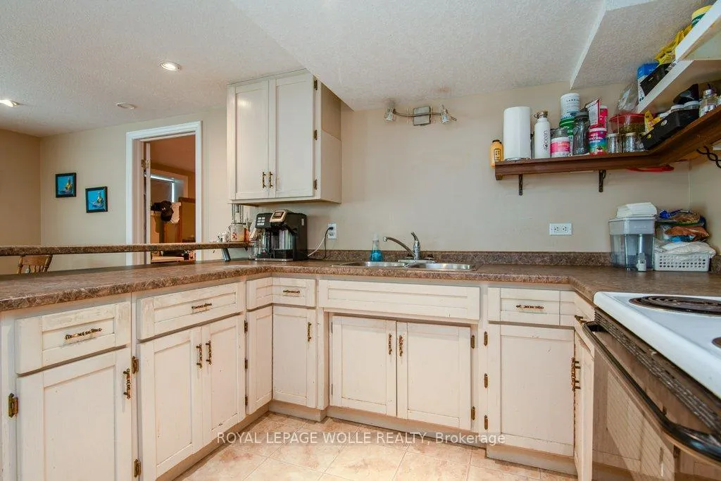 Photo 44 of 69 Glen Park Crescent, Kitchener — HOMEH