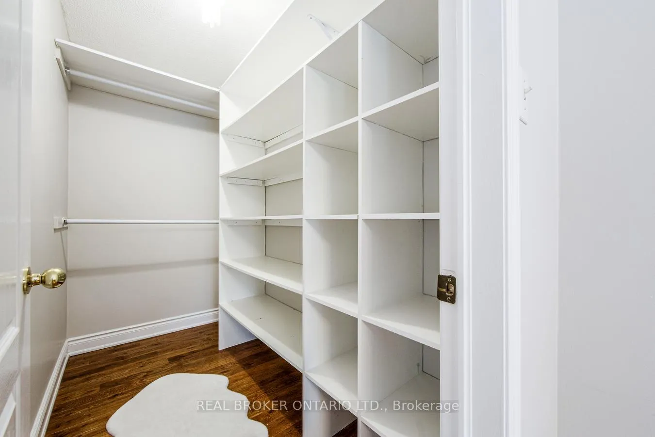 Photo 15 of 5142 Bunton Crescent, Burlington, Orchard — HOMEH
