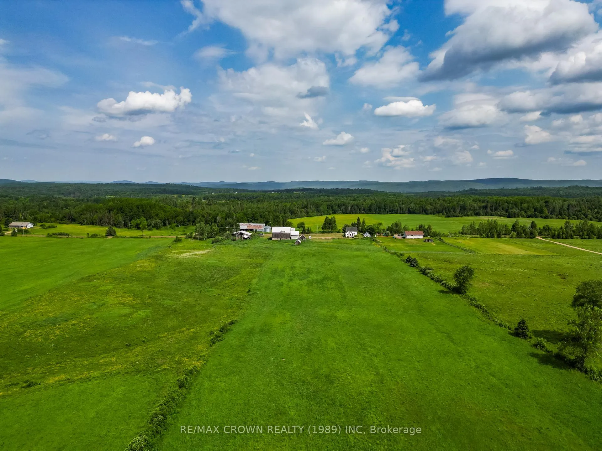 Photo 9 of 1196 Development Road, Bonfield — HOMEH
