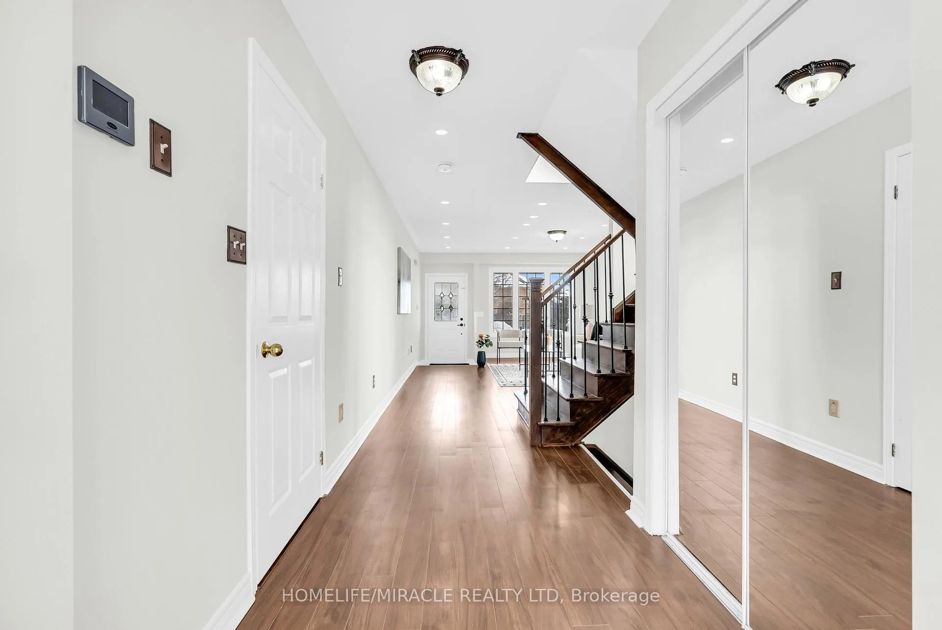 Photo 8 of 76 Starhill Crescent, Brampton, Sandringham-Wellington — HOMEH