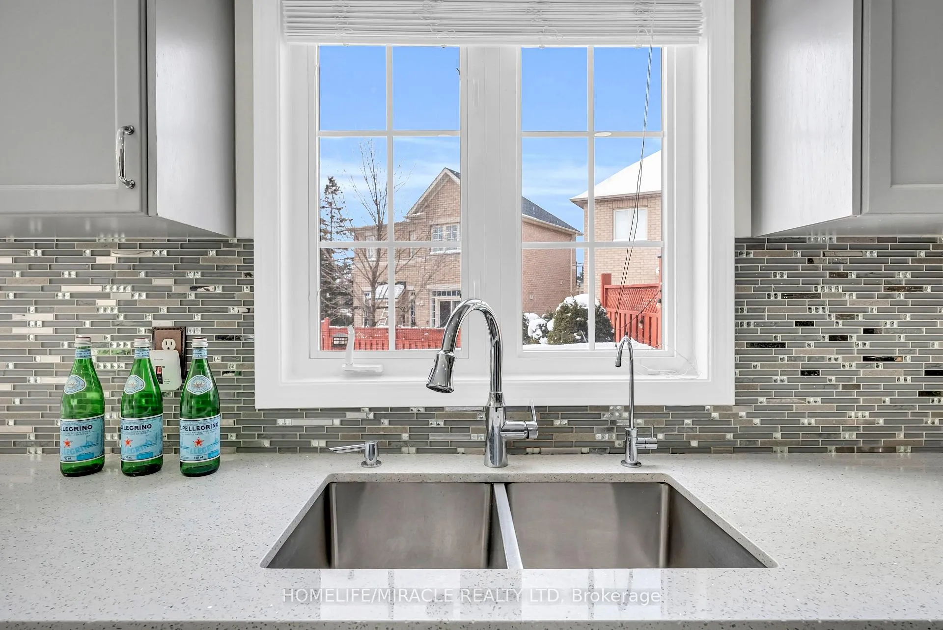 Photo 12 of 76 Starhill Crescent, Brampton, Sandringham-Wellington — HOMEH