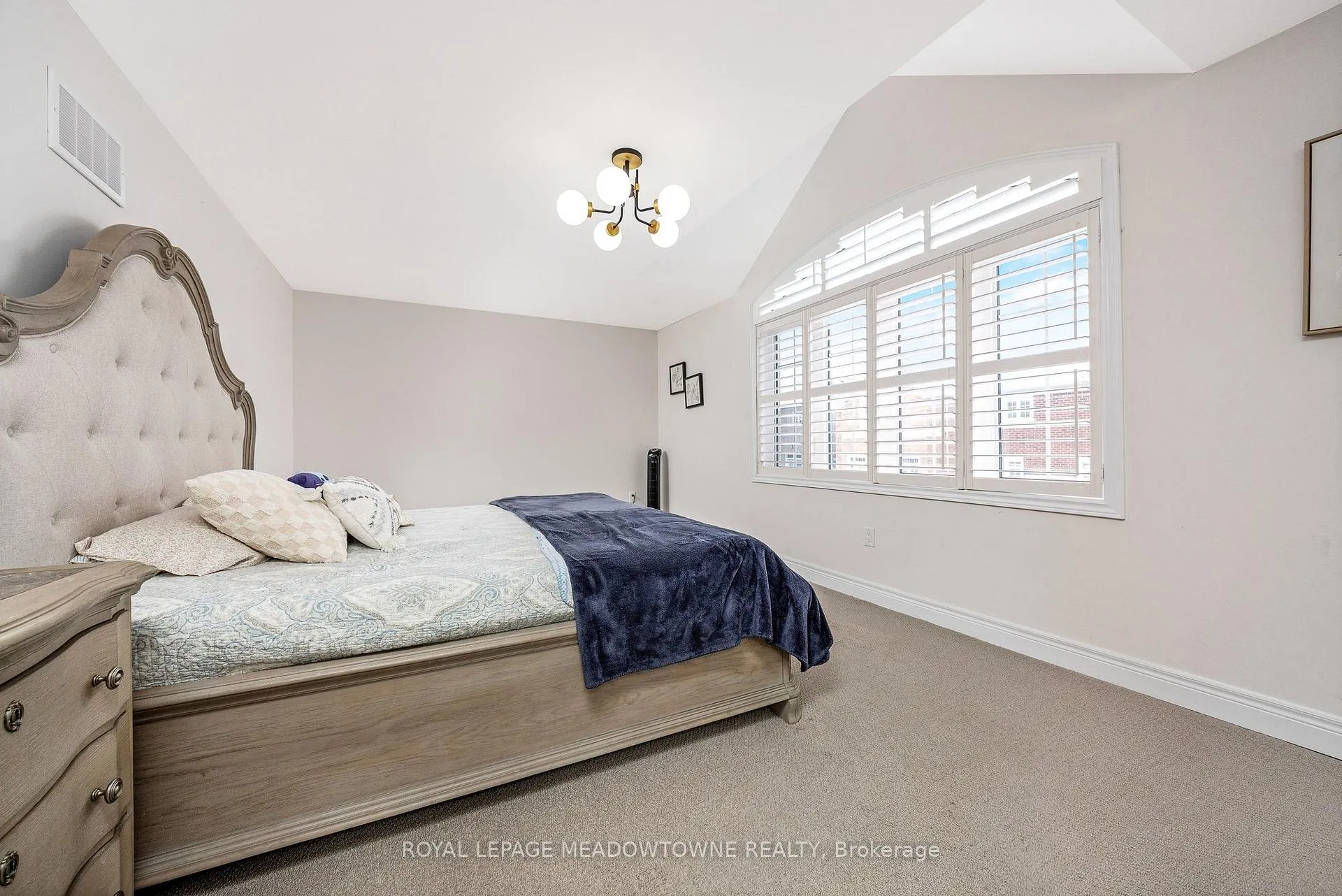 Photo 24 of 10036 Tenth Line, Halton Hills, Georgetown — HOMEH