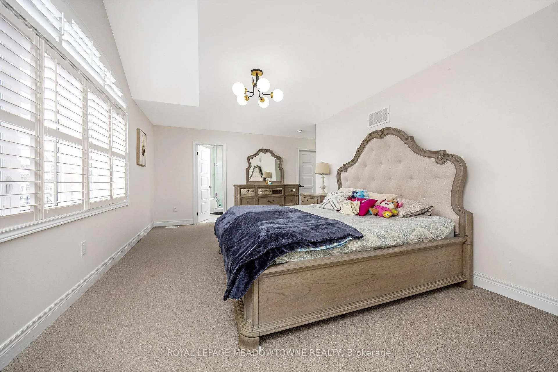 Photo 25 of 10036 Tenth Line, Halton Hills, Georgetown — HOMEH