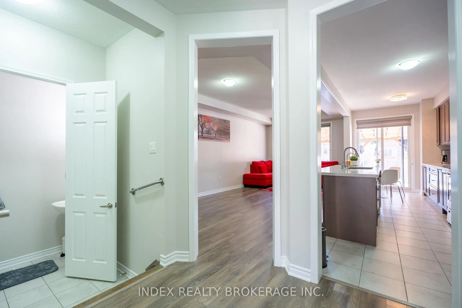 Photo 8 of 55 Phyllis Drive, Caledon, Rural Caledon — HOMEH
