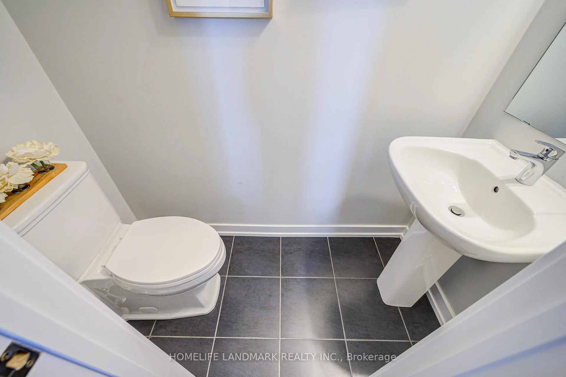 Photo 8 of 33 Schmidt Lane, Markham, Angus Glen — HOMEH