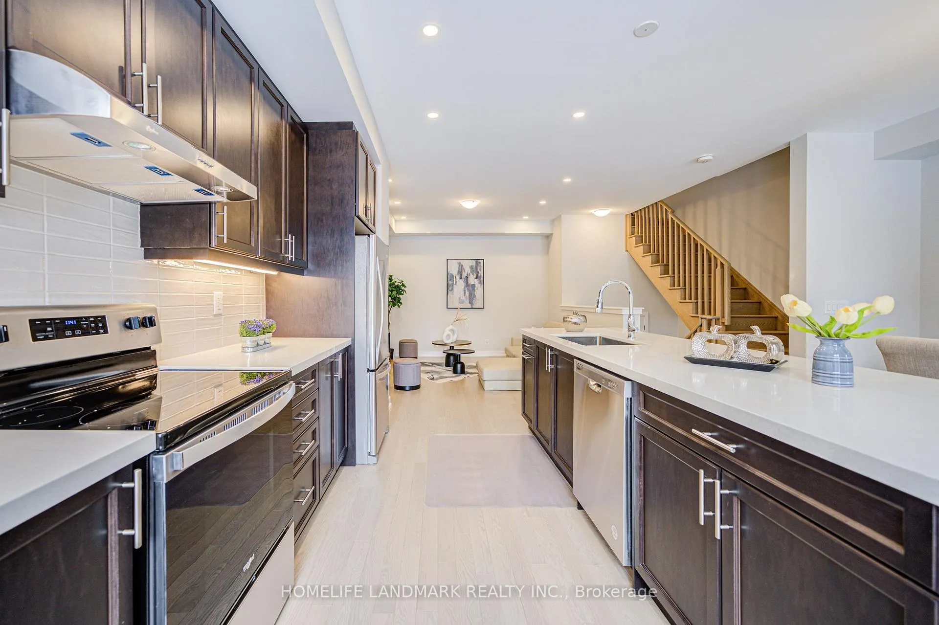 Photo 19 of 33 Schmidt Lane, Markham, Angus Glen — HOMEH