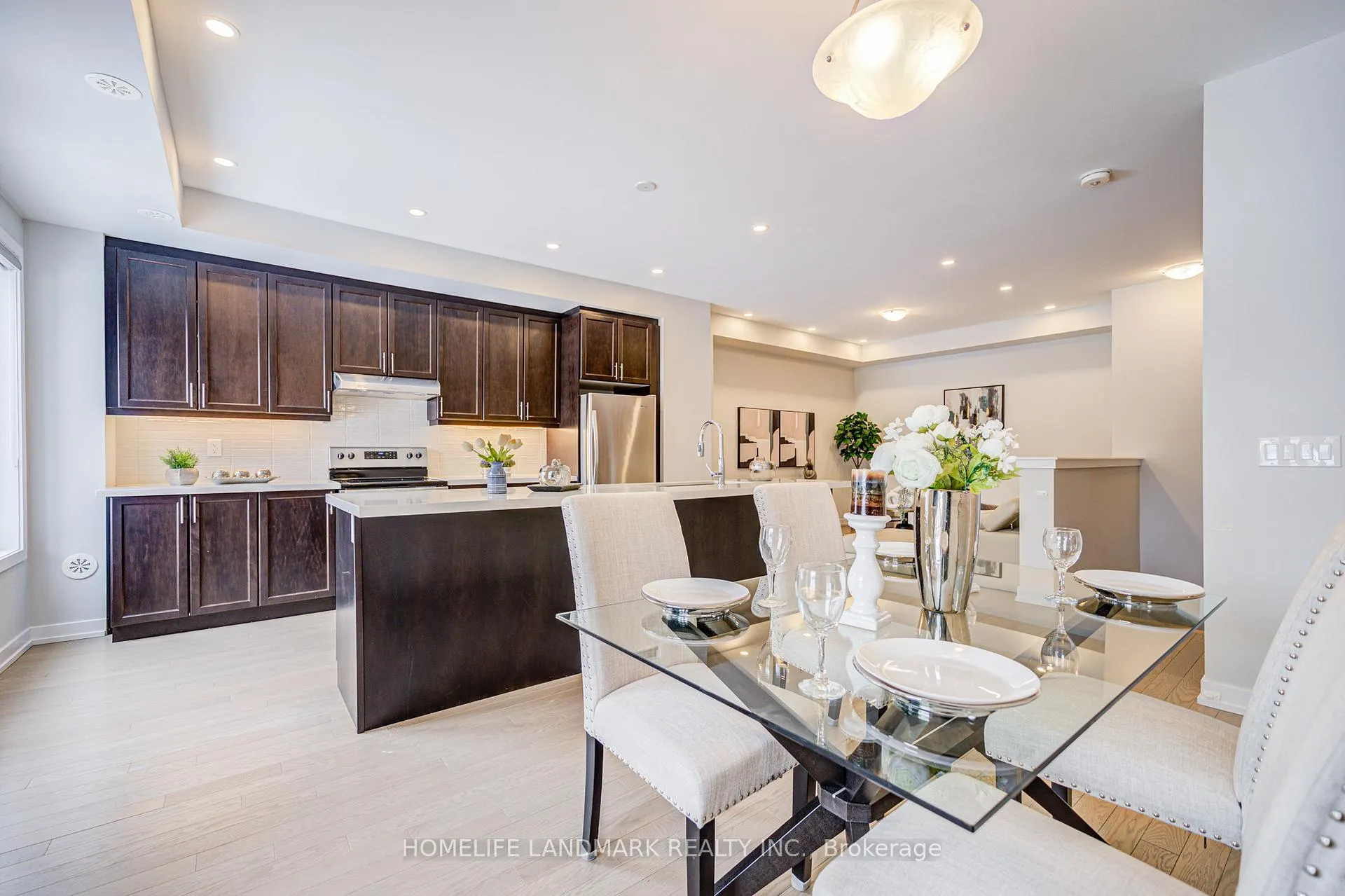 Photo 21 of 33 Schmidt Lane, Markham, Angus Glen — HOMEH
