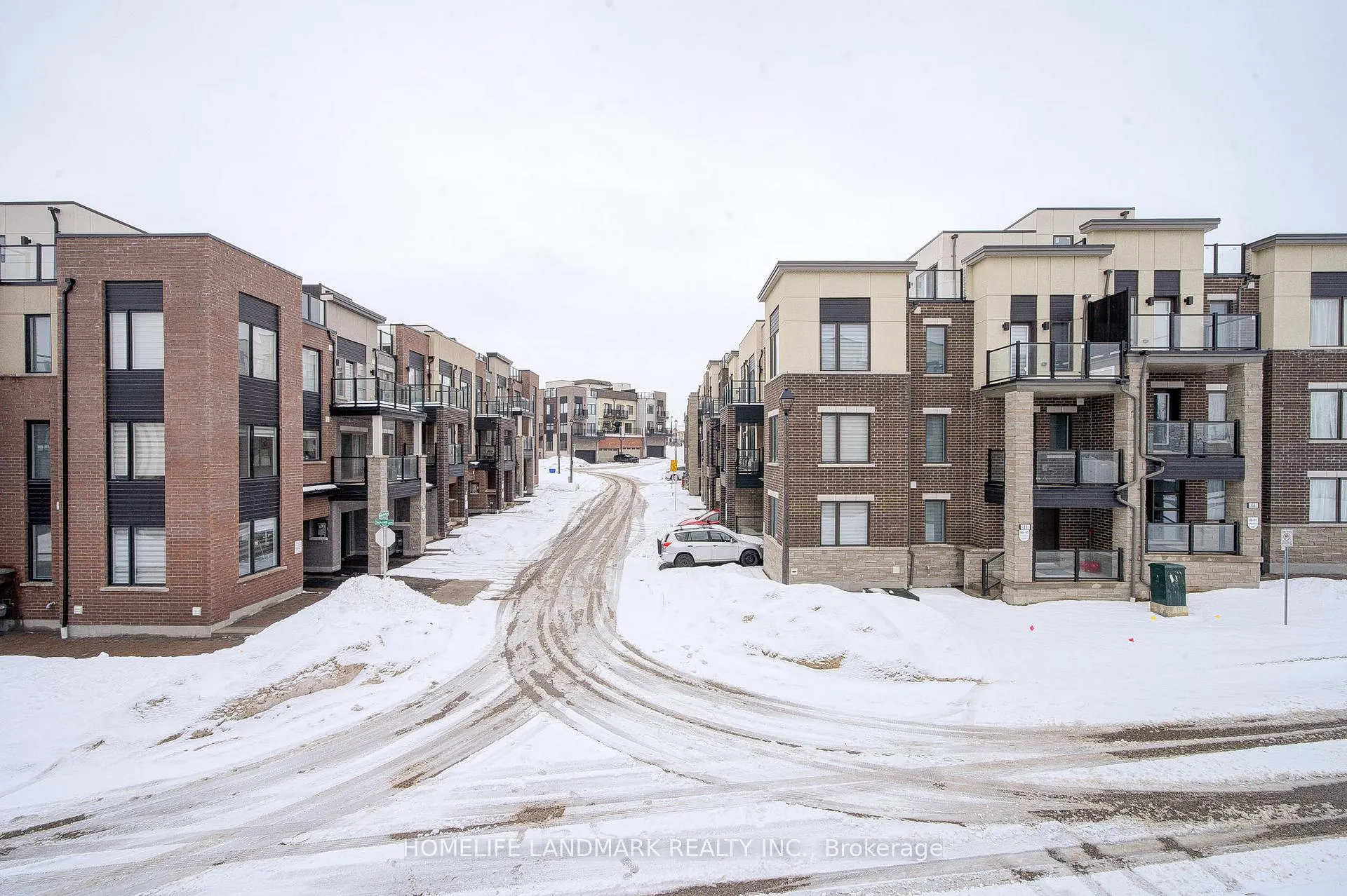 Photo 27 of 33 Schmidt Lane, Markham, Angus Glen — HOMEH