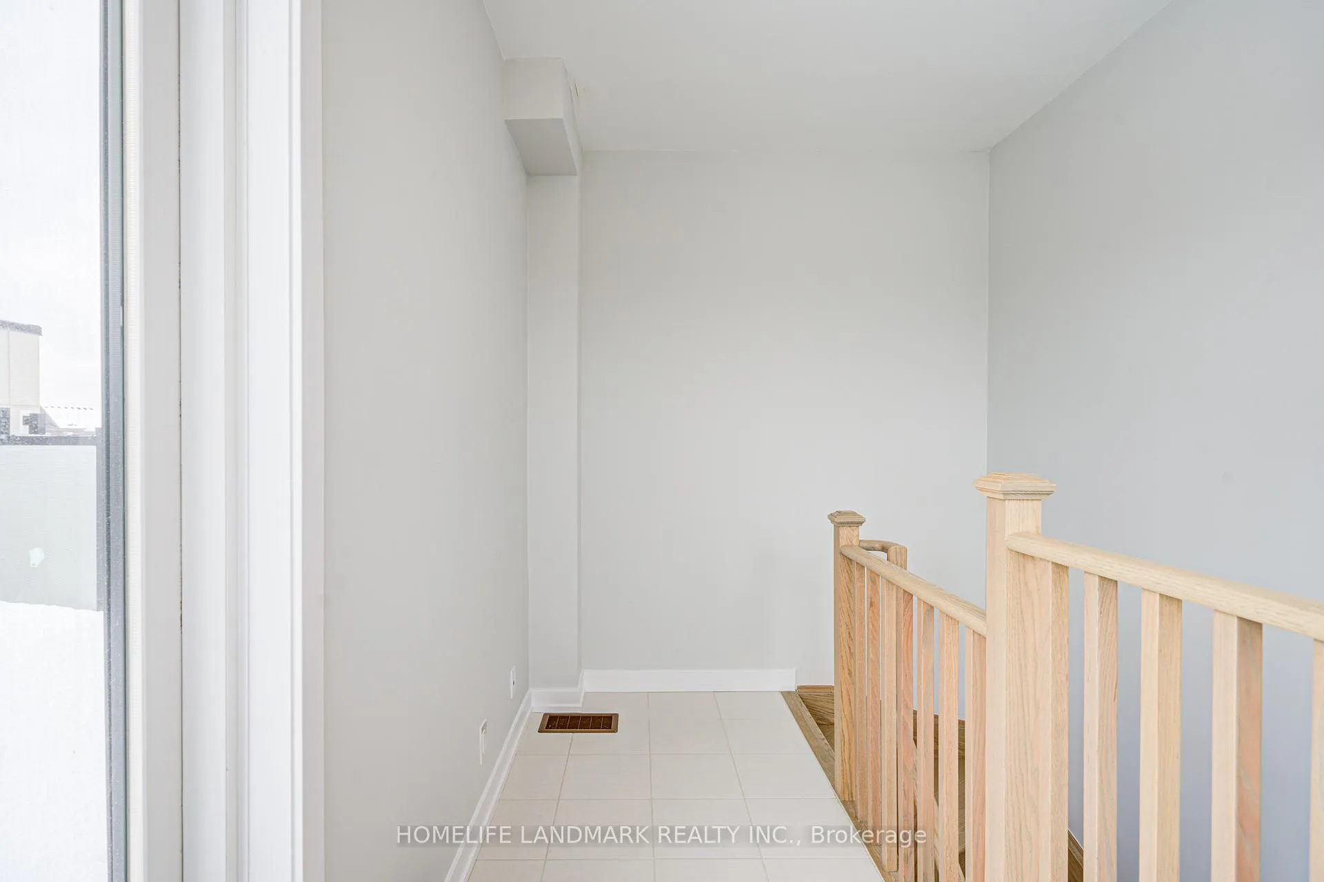 Photo 44 of 33 Schmidt Lane, Markham, Angus Glen — HOMEH