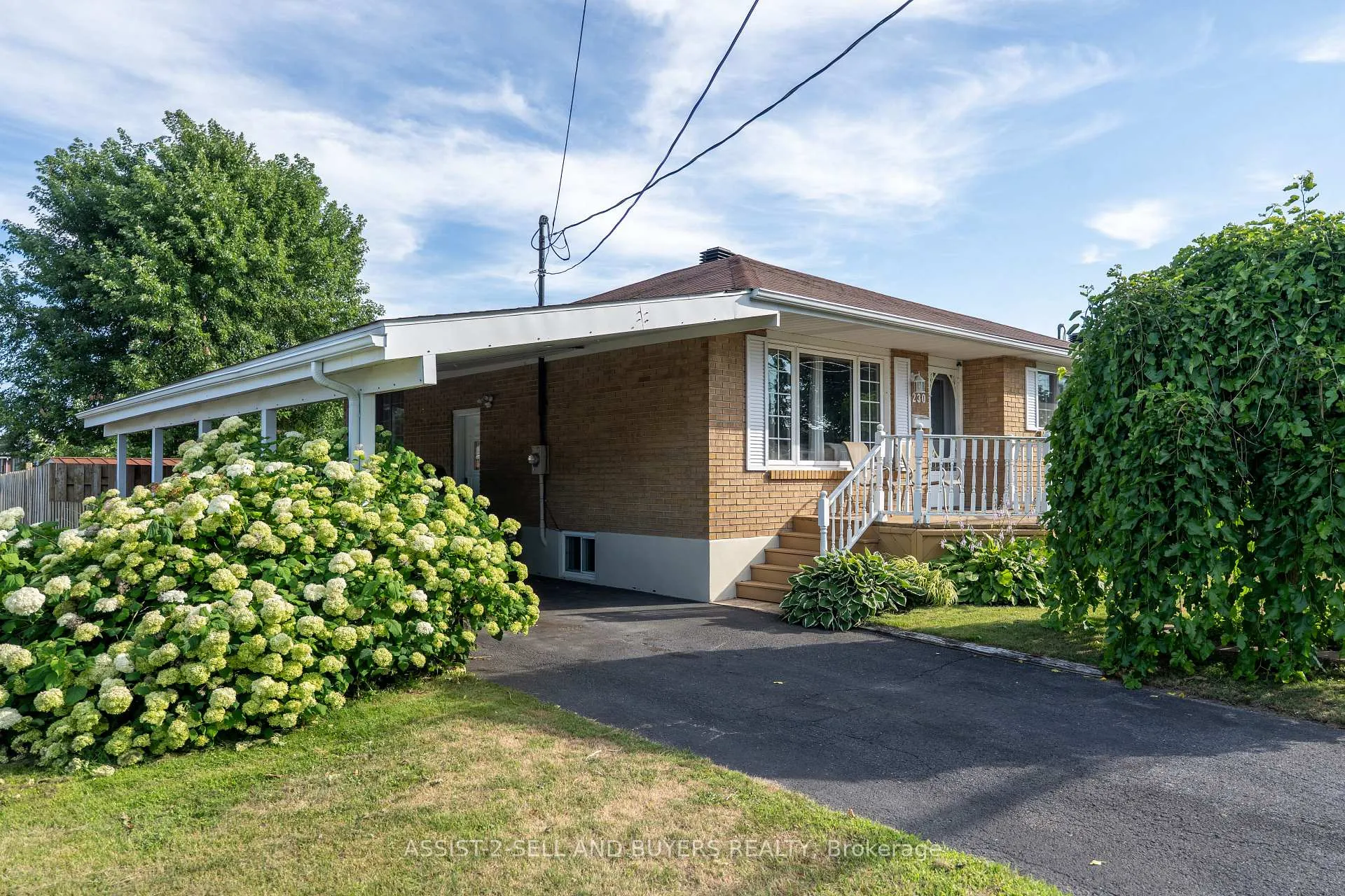 Photo 2 of 230 Sunnyside Avenue E, Cornwall — HOMEH