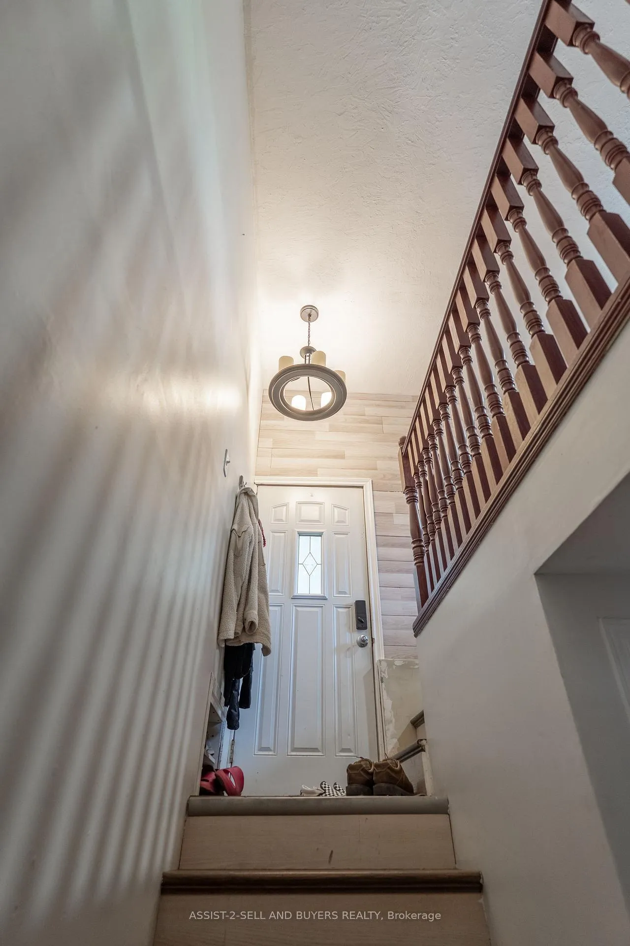 Photo 22 of 230 Sunnyside Avenue E, Cornwall — HOMEH