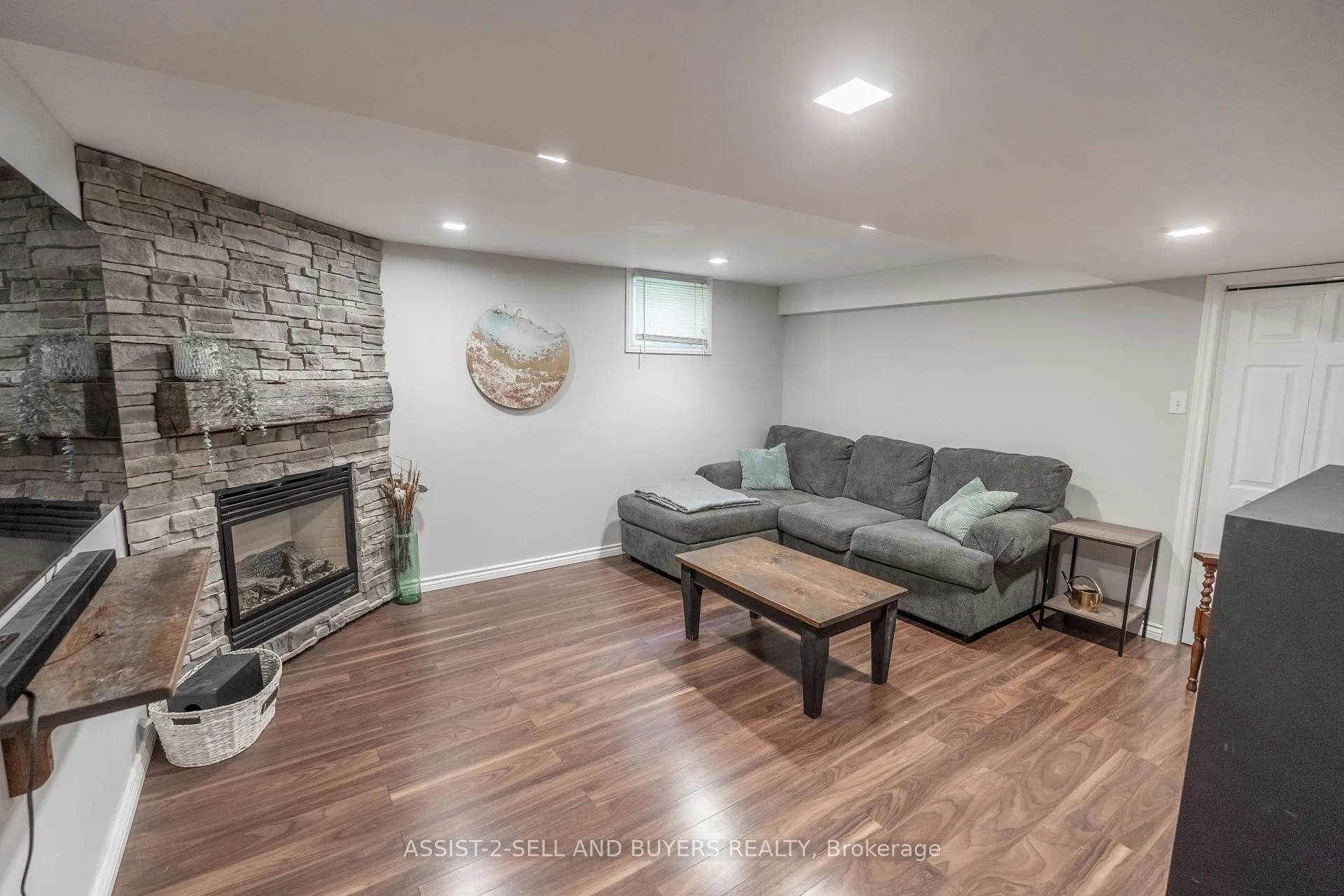 Photo 23 of 230 Sunnyside Avenue E, Cornwall — HOMEH