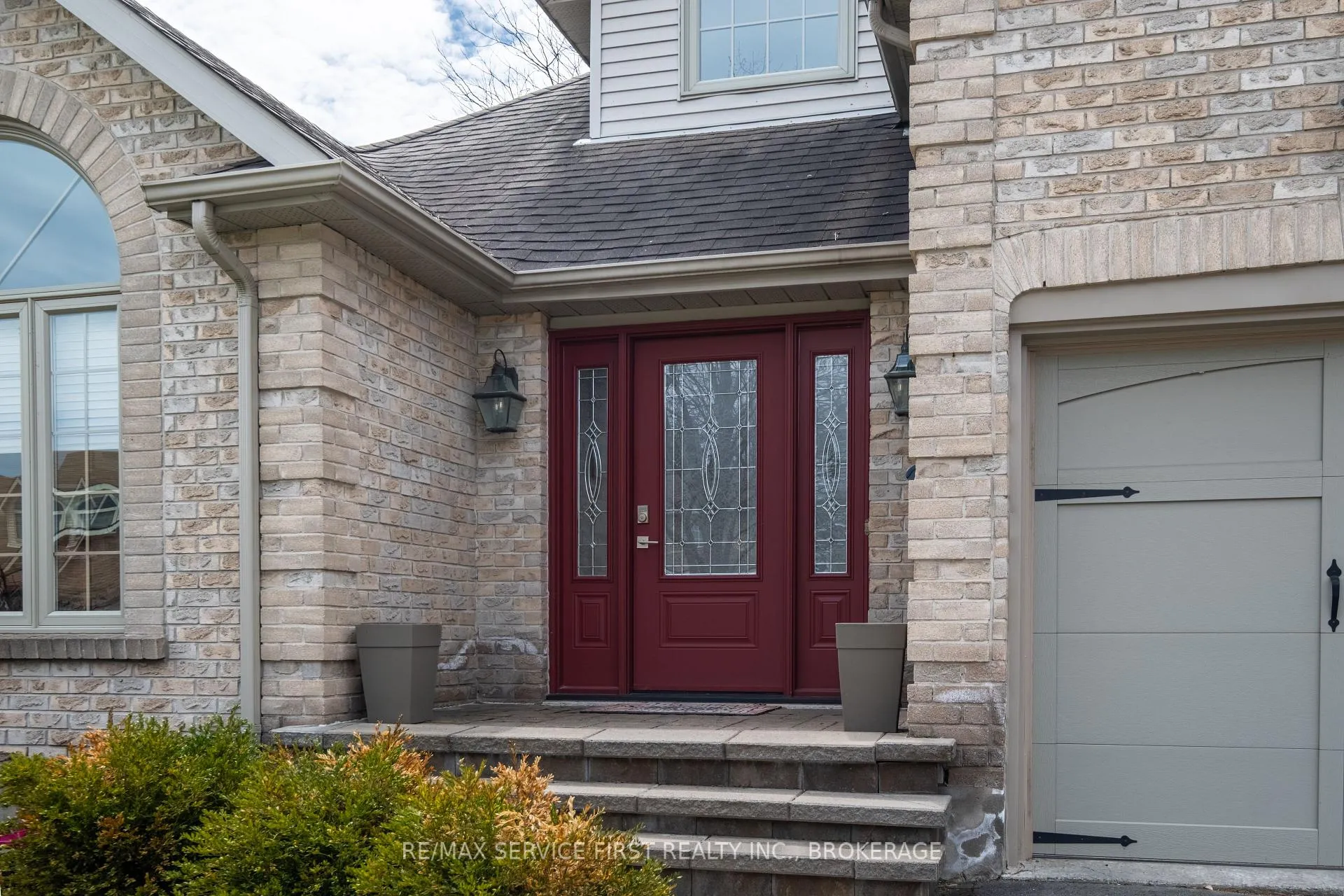 Photo 3 of 531 Forest Hill Drive E, Kingston, South of Taylor-Kidd Blvd — HOMEH