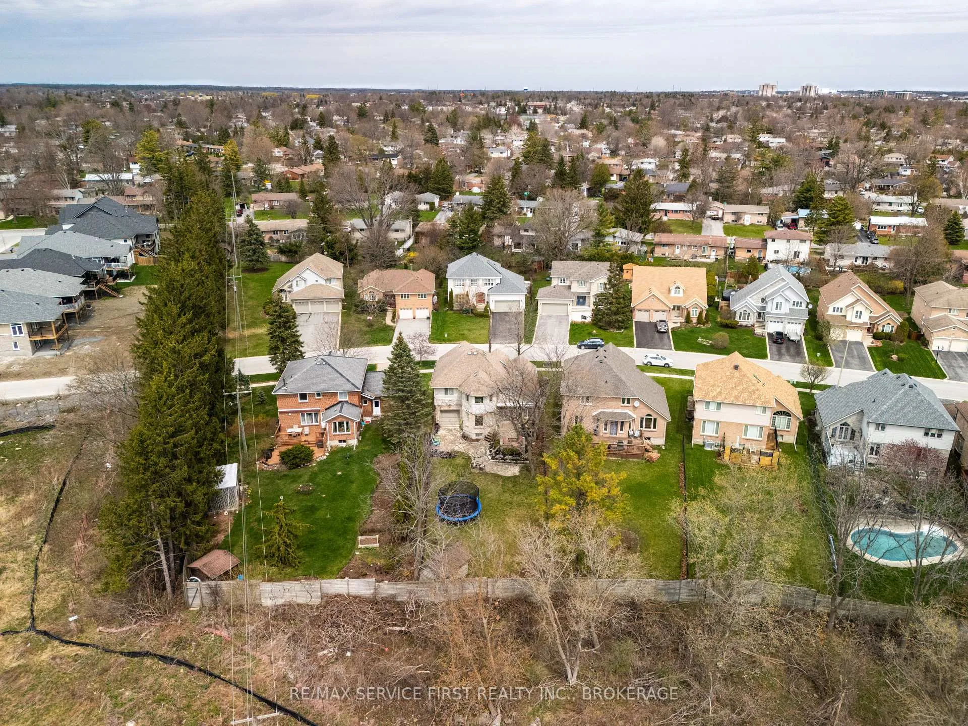 Photo 13 of 531 Forest Hill Drive E, Kingston, South of Taylor-Kidd Blvd — HOMEH