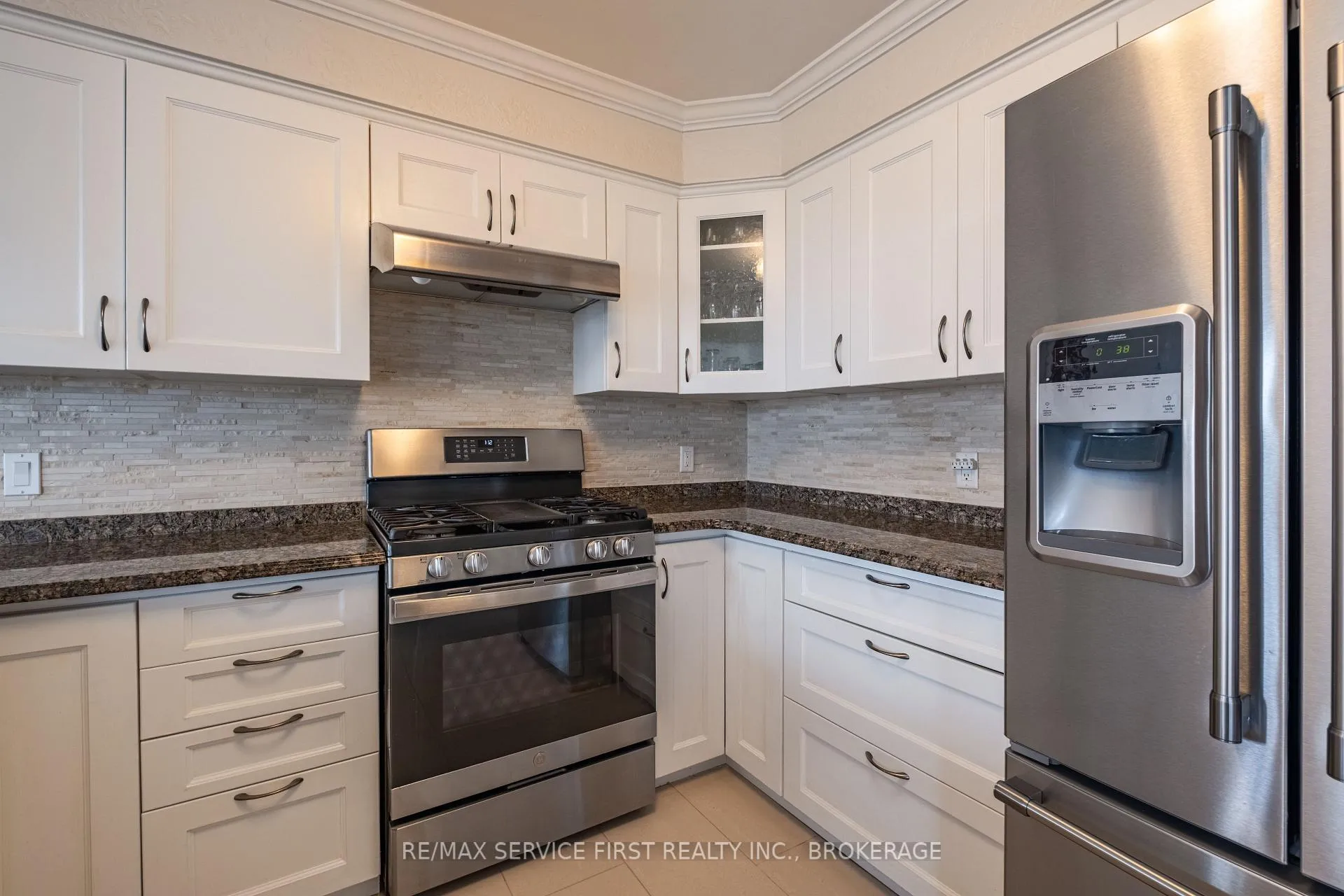 Photo 26 of 531 Forest Hill Drive E, Kingston, South of Taylor-Kidd Blvd — HOMEH