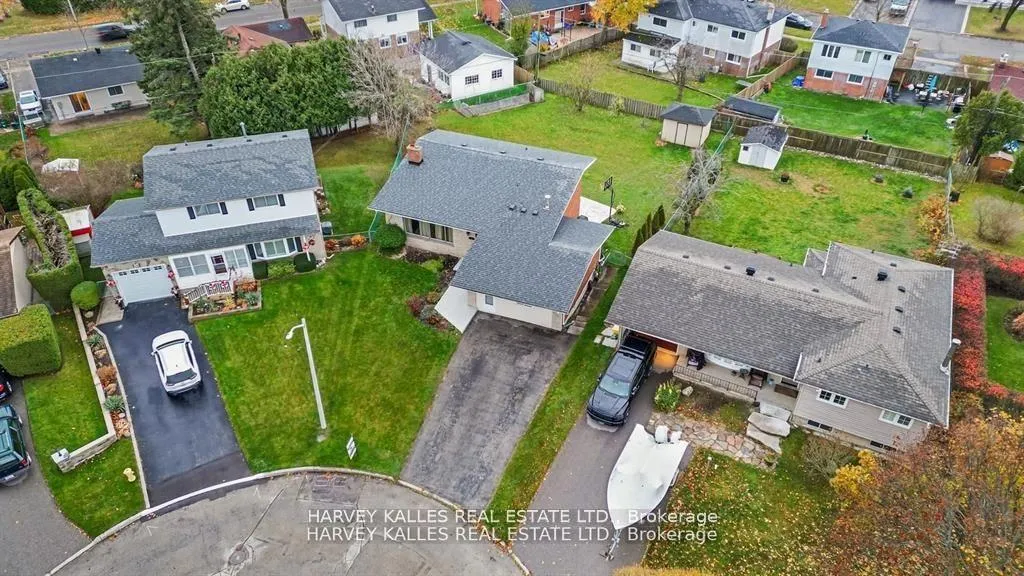Photo 1 of 38 Follett Court, Ajax, South East — HOMEH