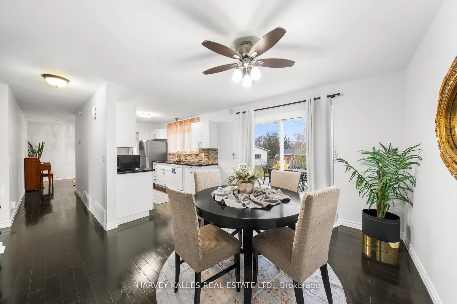 Photo 9 of 38 Follett Court, Ajax, South East — HOMEH