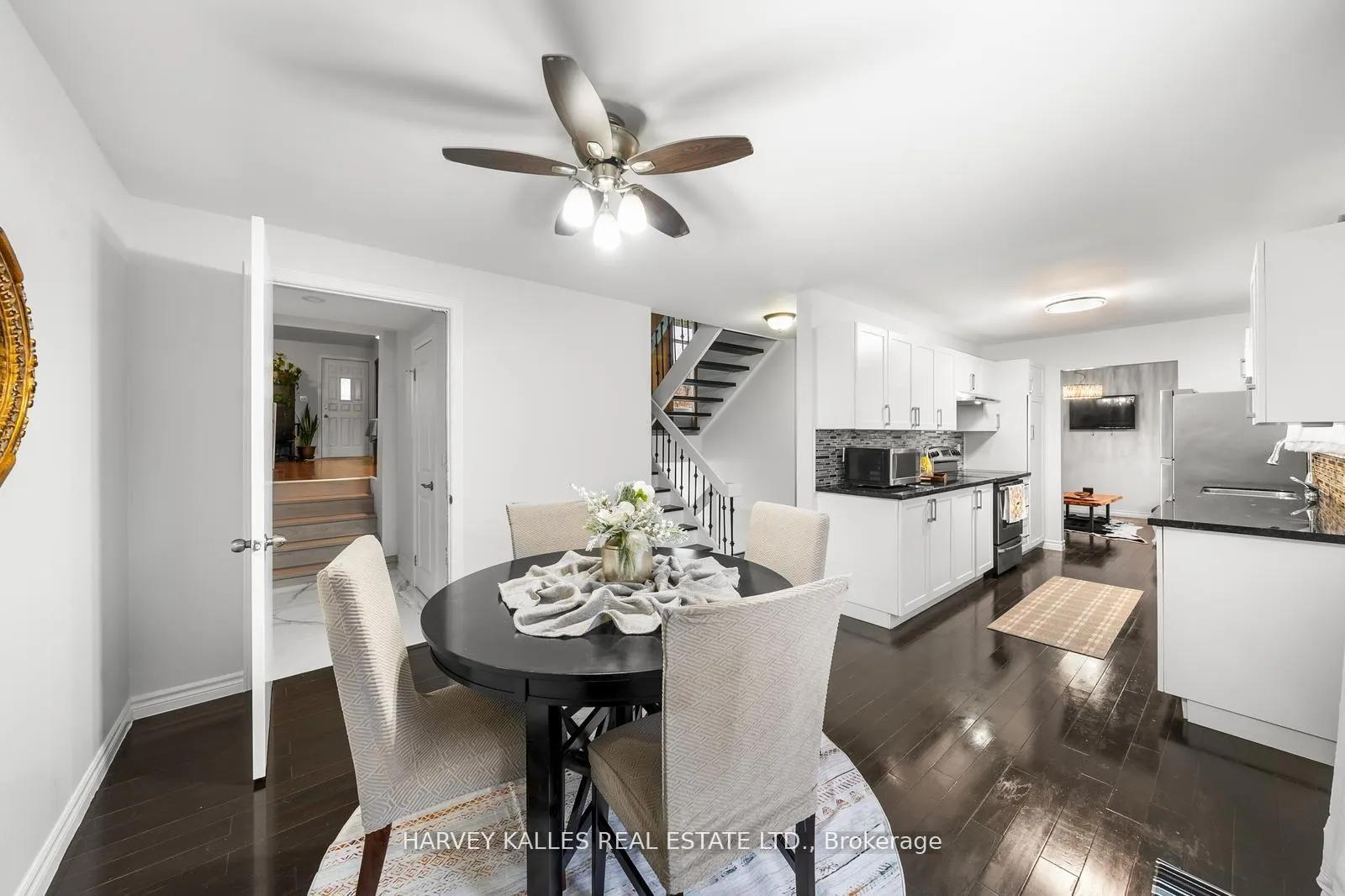 Photo 10 of 38 Follett Court, Ajax, South East — HOMEH