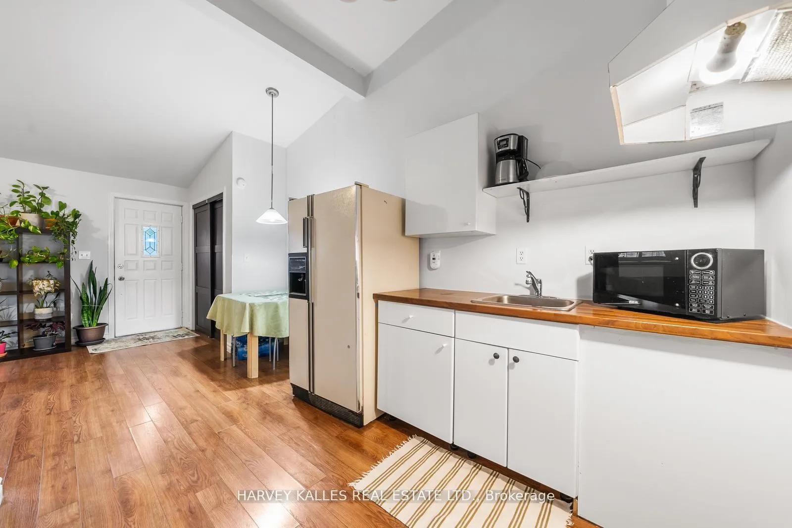 Photo 23 of 38 Follett Court, Ajax, South East — HOMEH