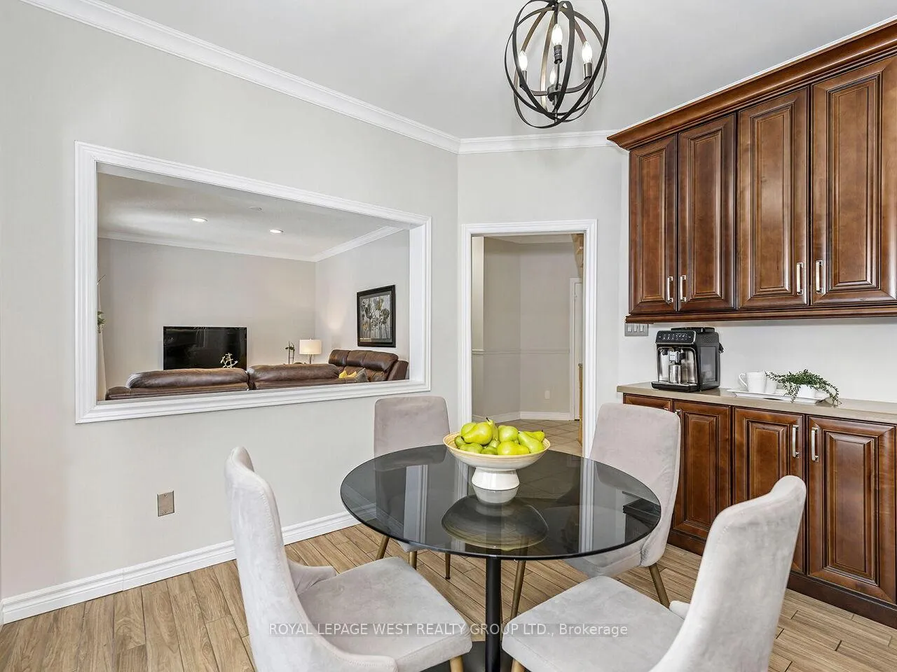 Photo 12 of 7 Vantagebrook Court, Caledon, Bolton North — HOMEH