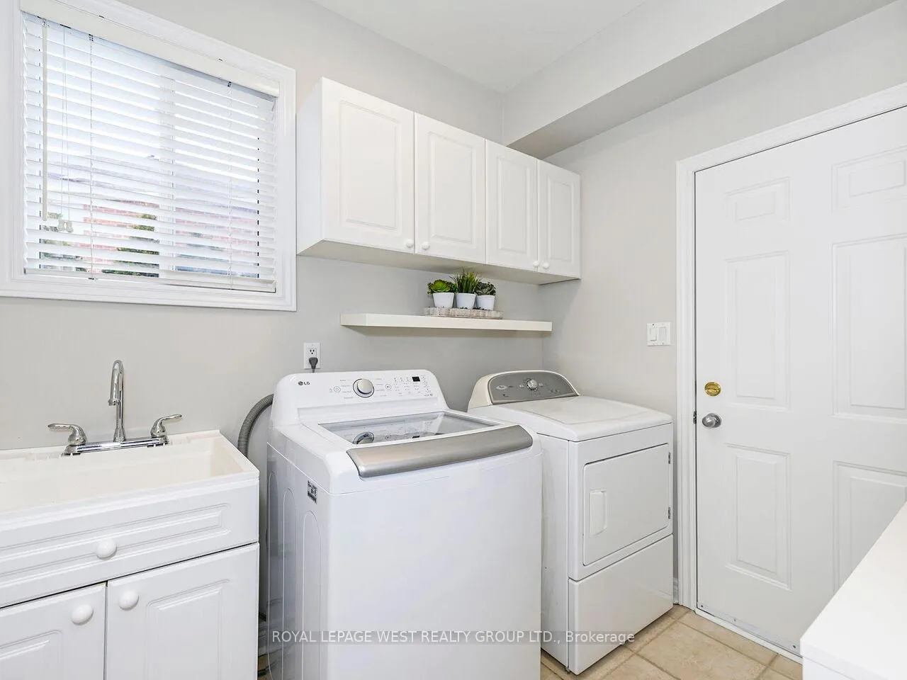 Photo 16 of 7 Vantagebrook Court, Caledon, Bolton North — HOMEH