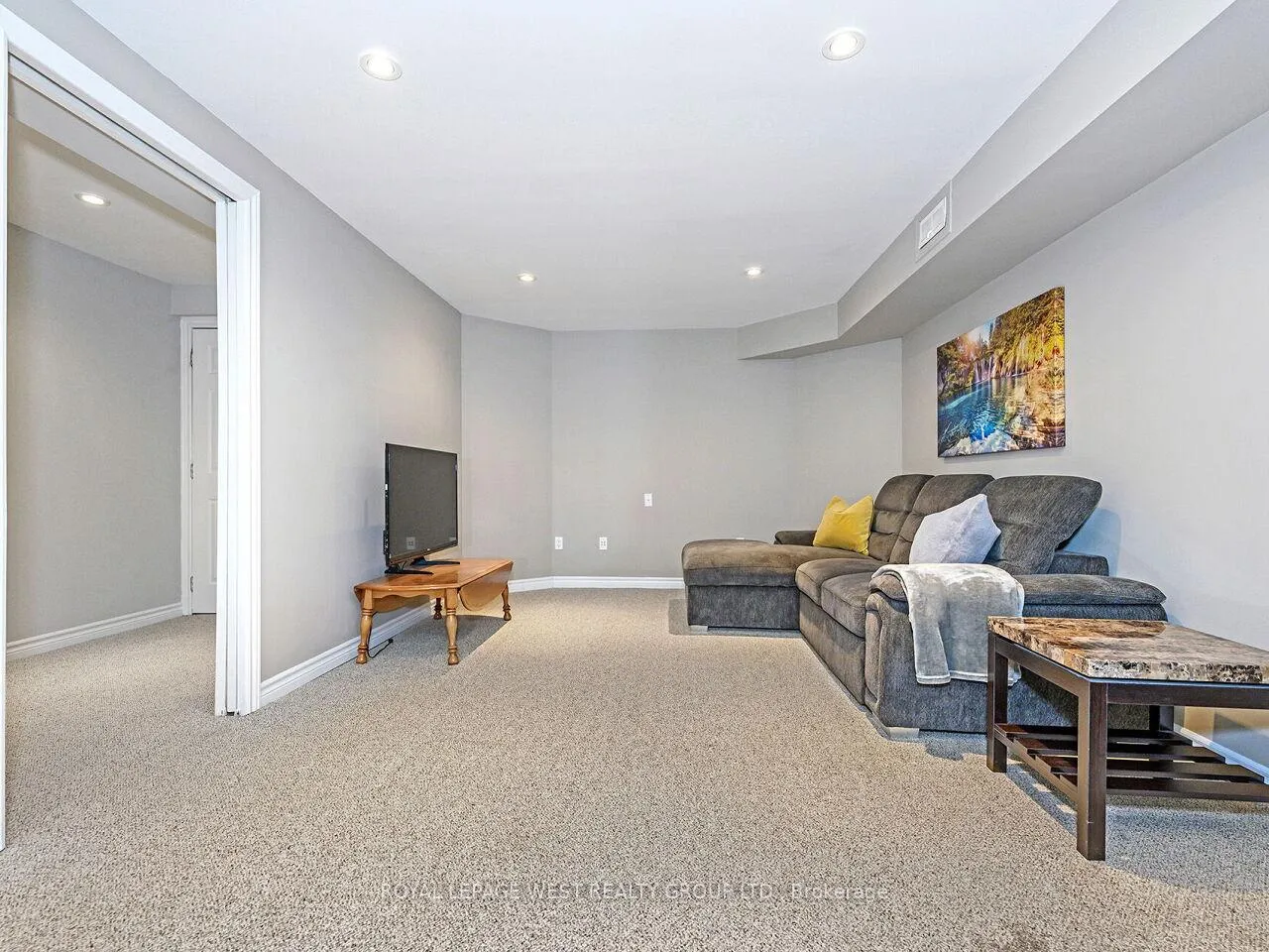 Photo 25 of 7 Vantagebrook Court, Caledon, Bolton North — HOMEH