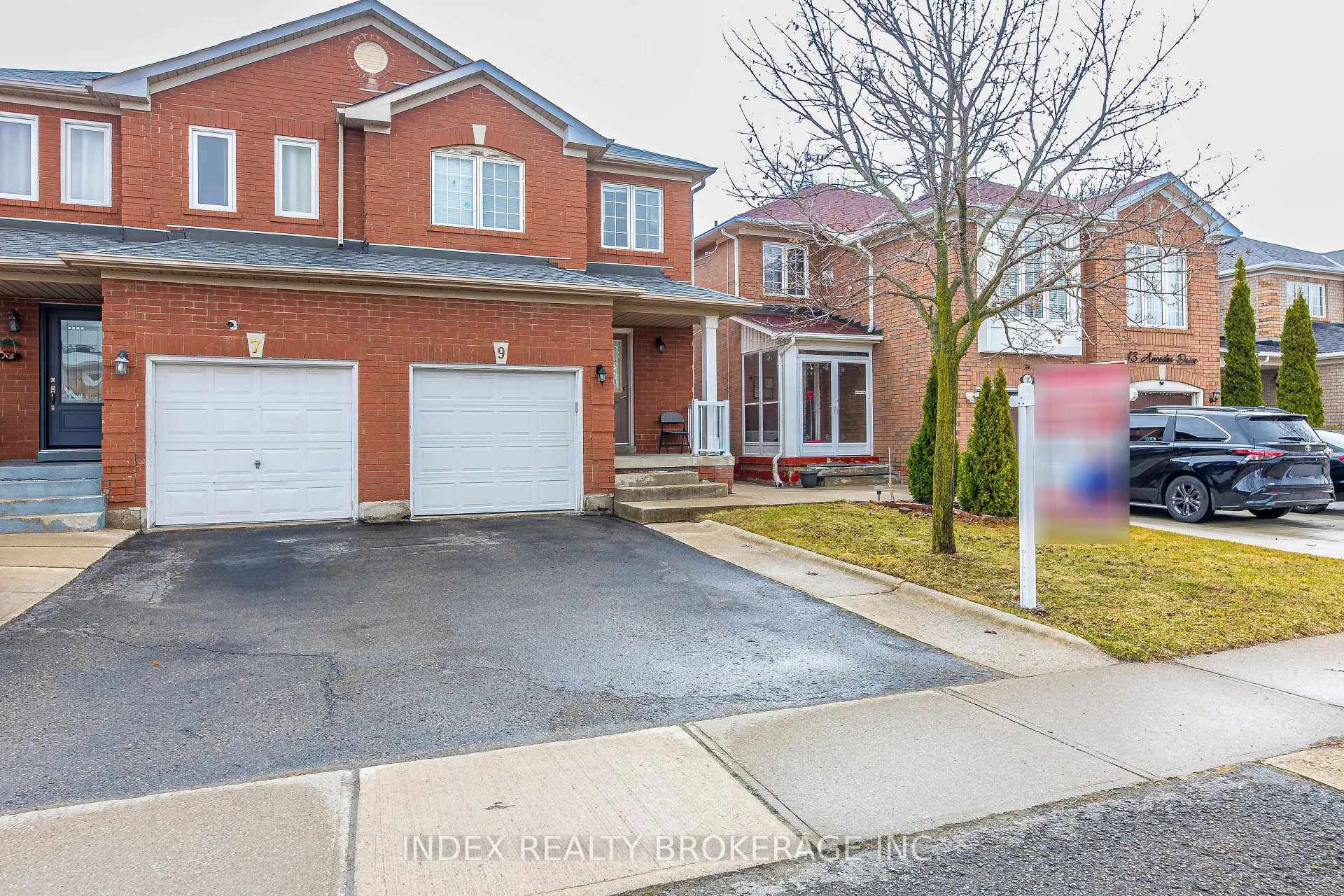 Photo 2 of 9 Ancestor Drive, Brampton, Fletcher's Meadow — HOMEH