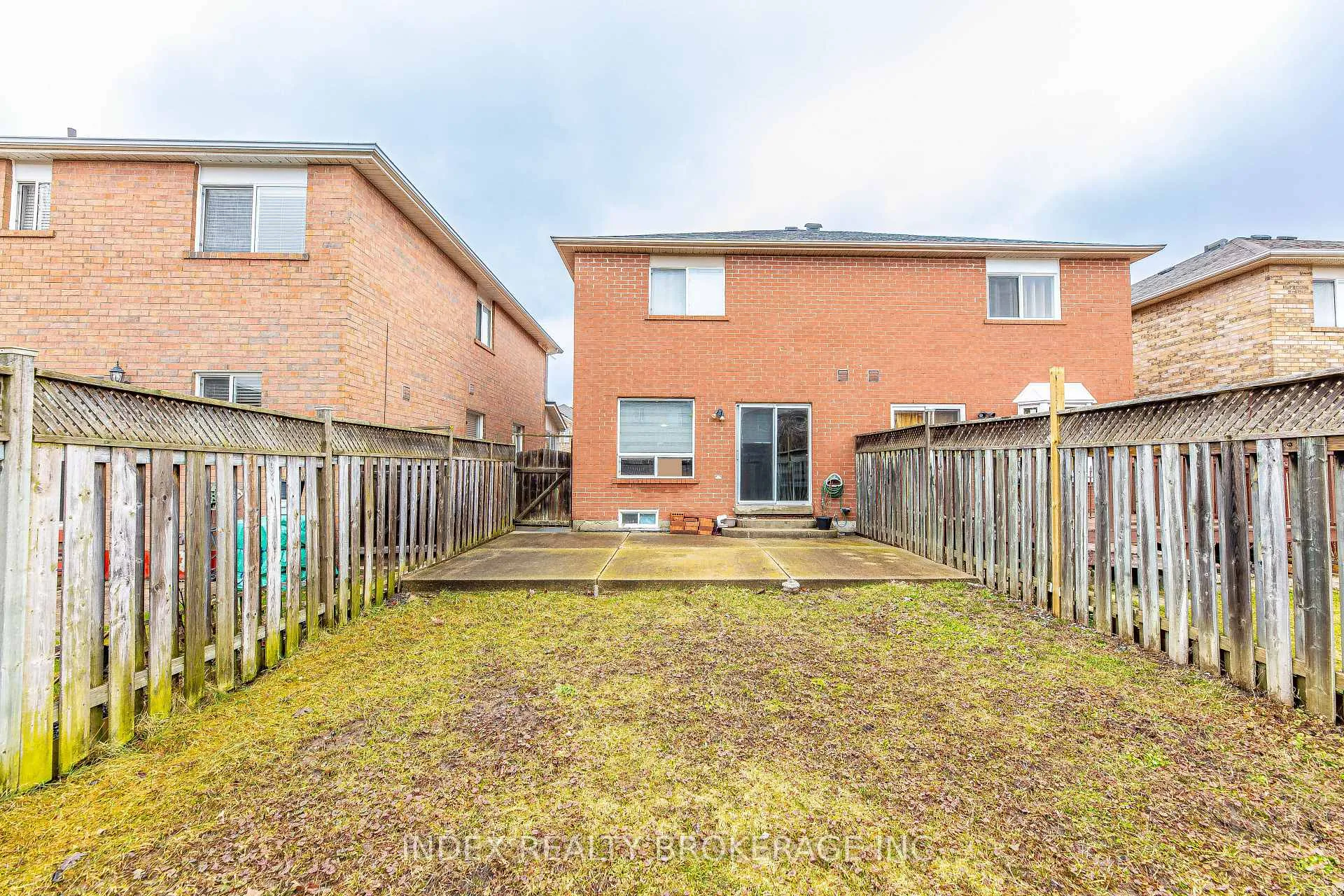 Photo 39 of 9 Ancestor Drive, Brampton, Fletcher's Meadow — HOMEH