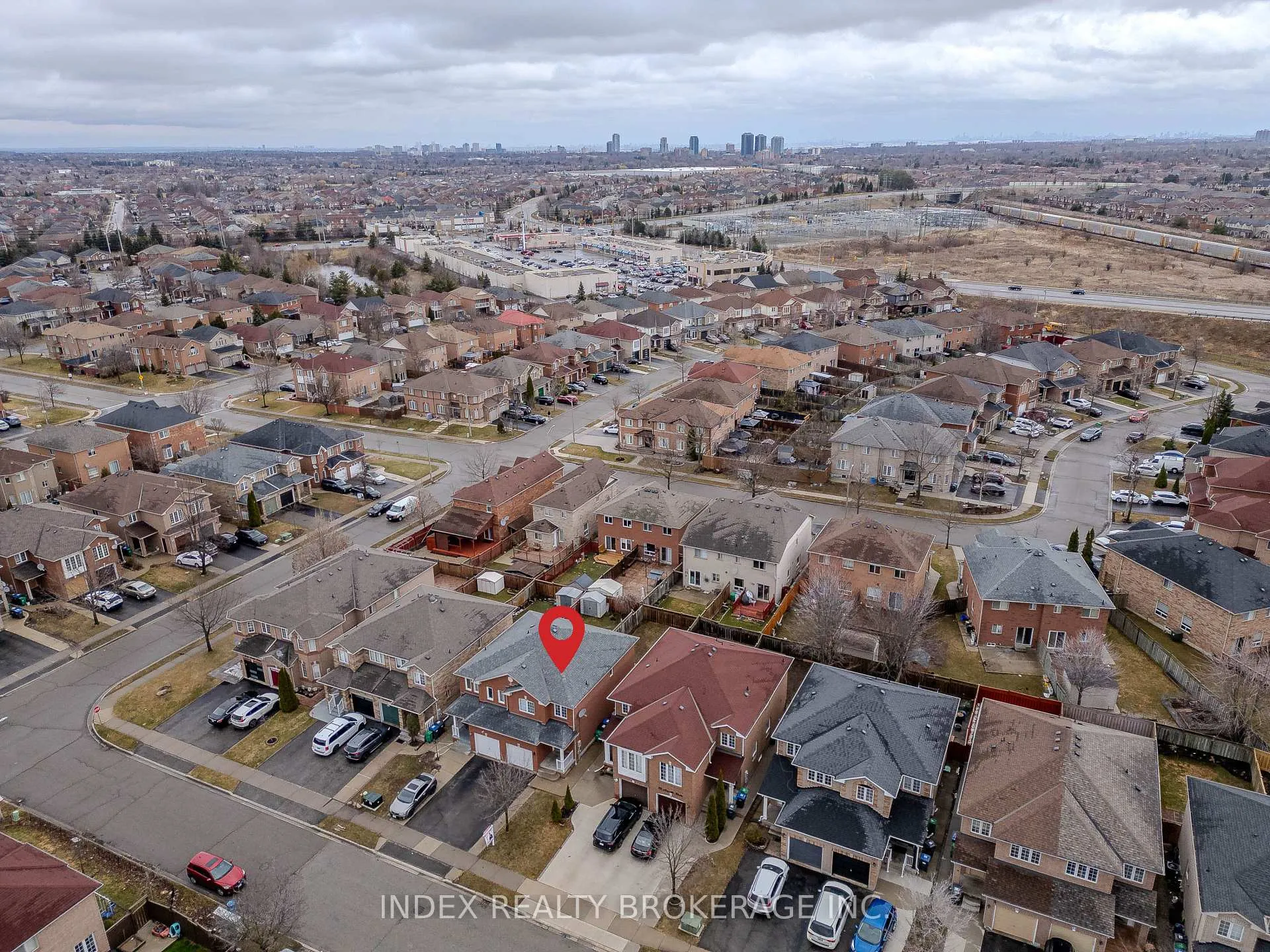 Photo 43 of 9 Ancestor Drive, Brampton, Fletcher's Meadow — HOMEH