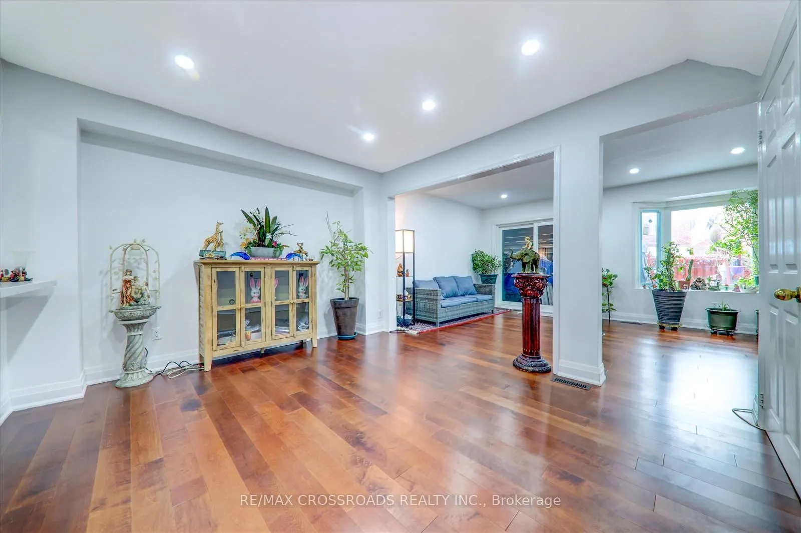 Photo 11 of 51 Clarion Crescent, Markham, Middlefield — HOMEH