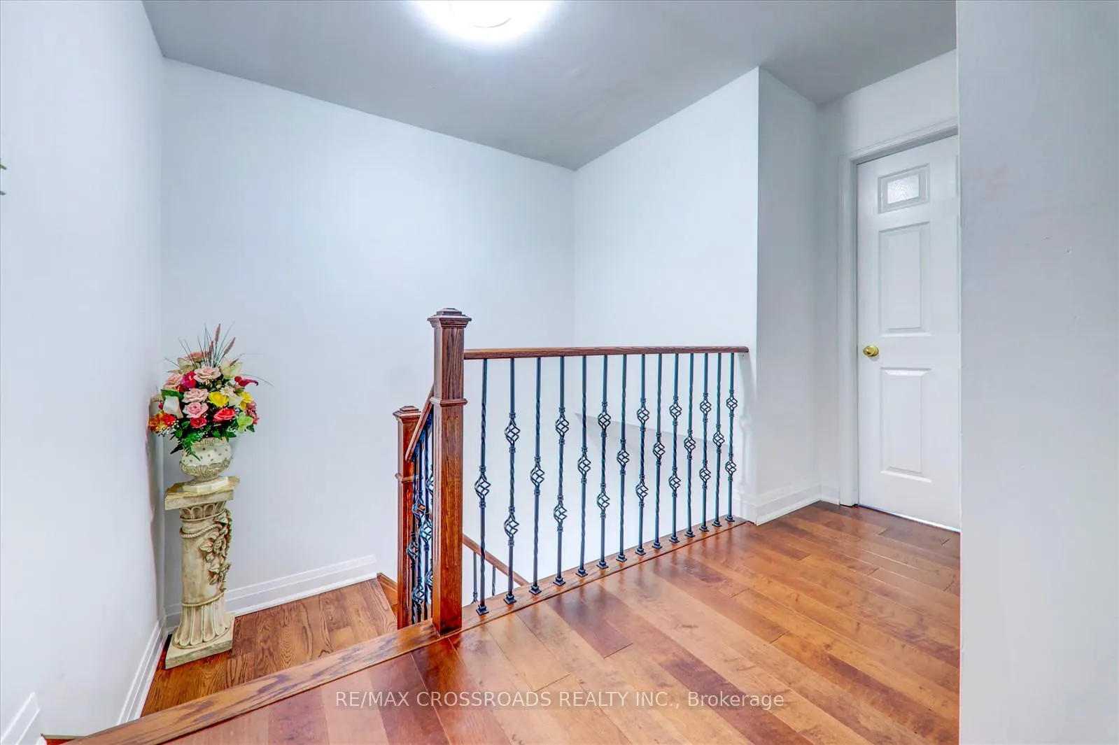 Photo 19 of 51 Clarion Crescent, Markham, Middlefield — HOMEH