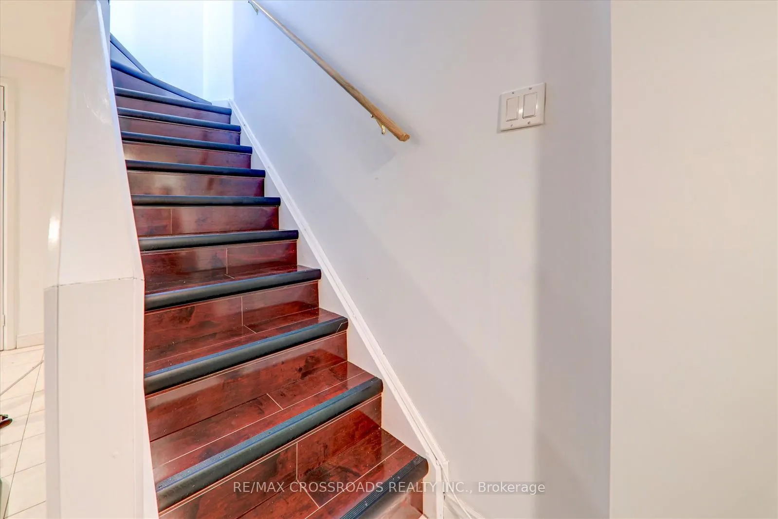 Photo 28 of 51 Clarion Crescent, Markham, Middlefield — HOMEH