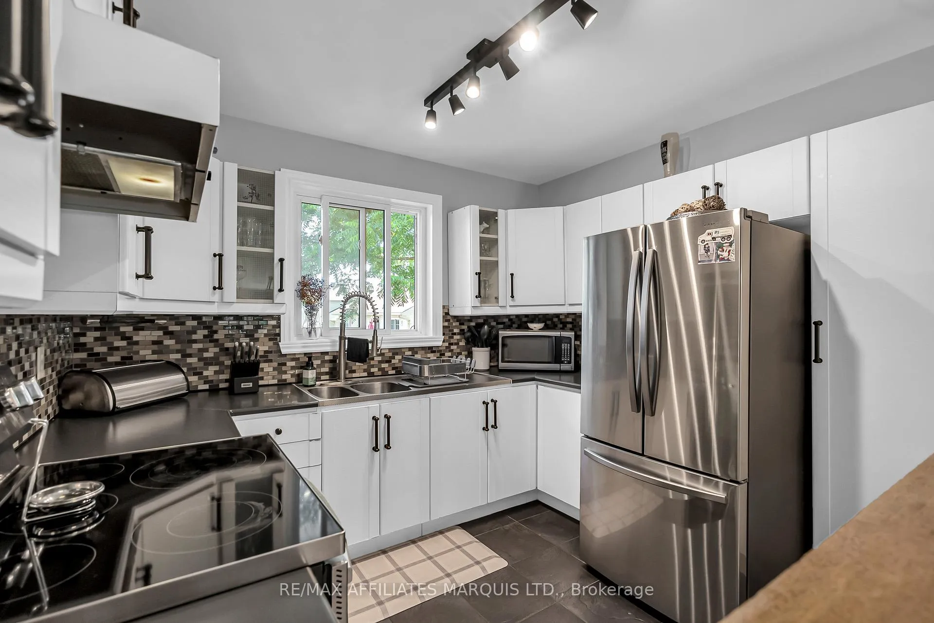 Photo 7 of 104 Markell Crescent, Cornwall — HOMEH