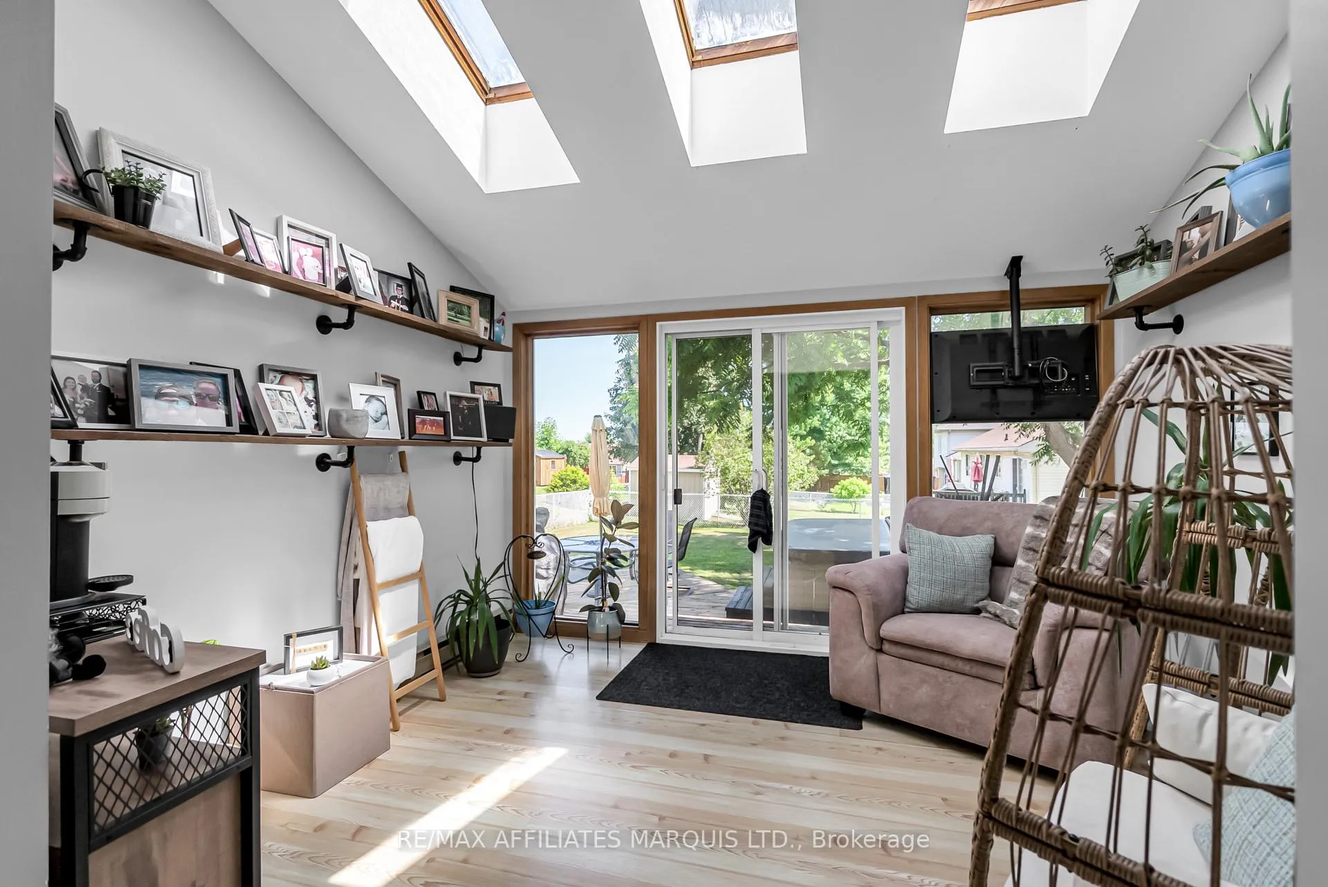 Photo 13 of 104 Markell Crescent, Cornwall — HOMEH