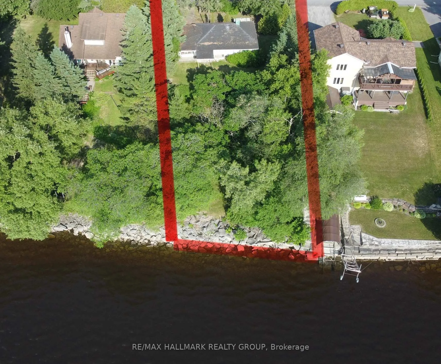 Photo 2 of 852 Lalonde Road, Champlain, L'Orignal — HOMEH