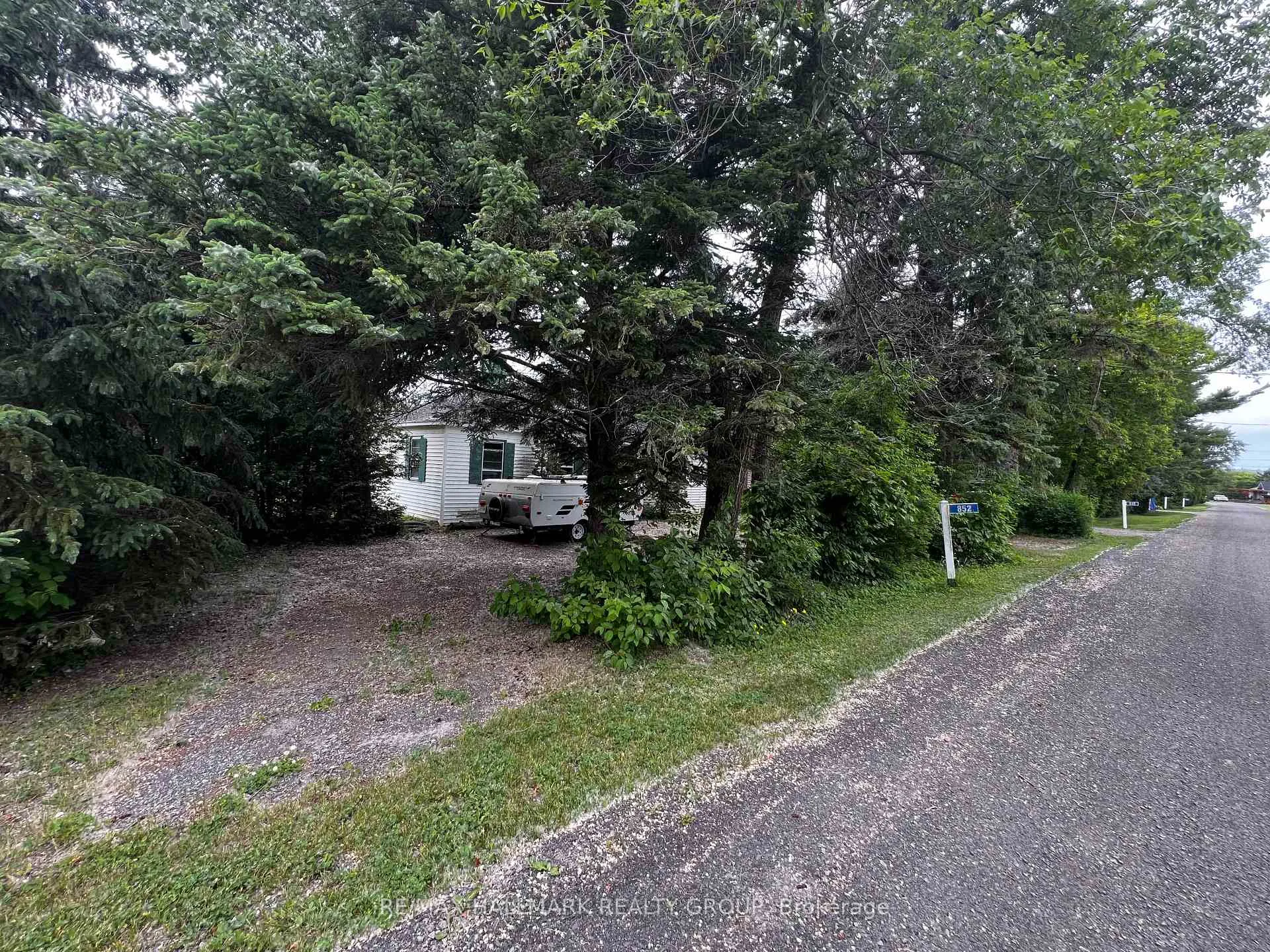 Photo 9 of 852 Lalonde Road, Champlain, L'Orignal — HOMEH