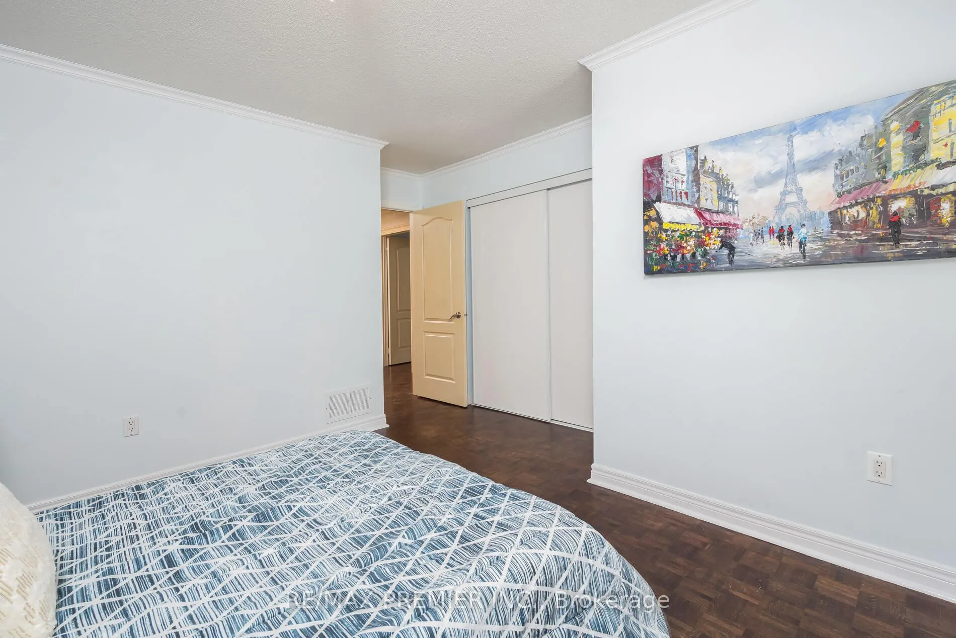 Photo 22 of 348 Royalpark Way, Vaughan, Elder Mills — HOMEH