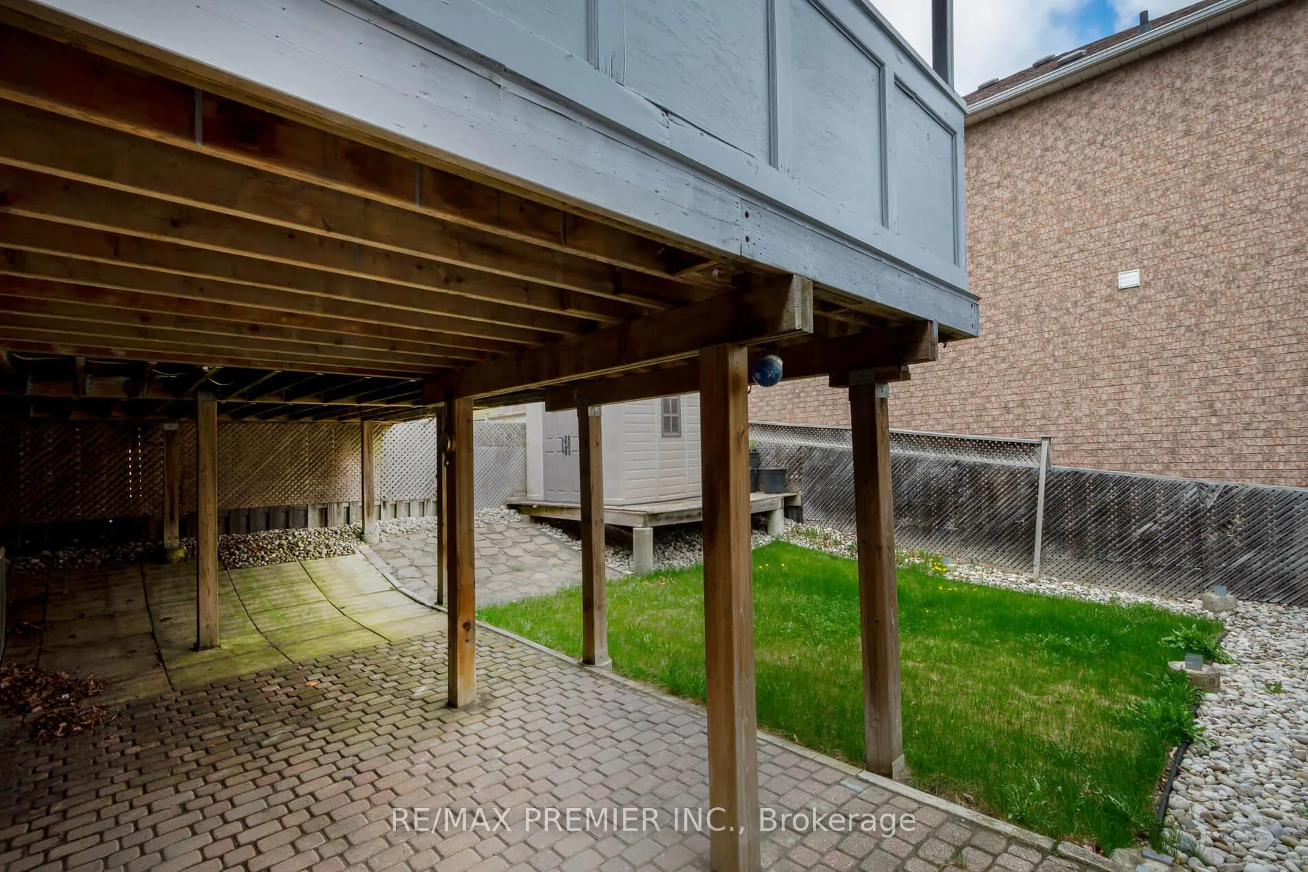 Photo 35 of 348 Royalpark Way, Vaughan, Elder Mills — HOMEH