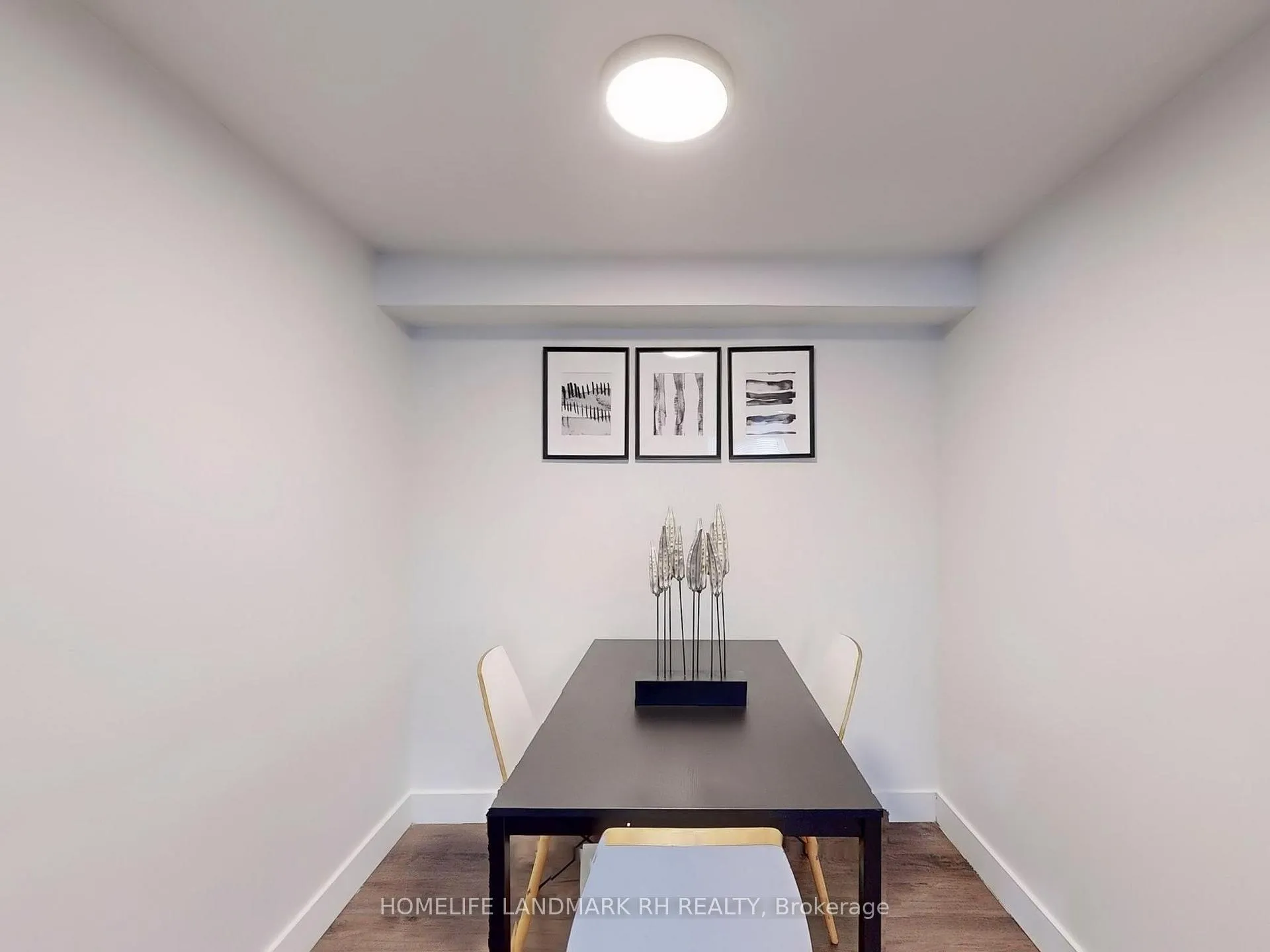 Photo 21 of 42 Frontenac Avenue, Toronto, Bedford Park-Nortown — HOMEH