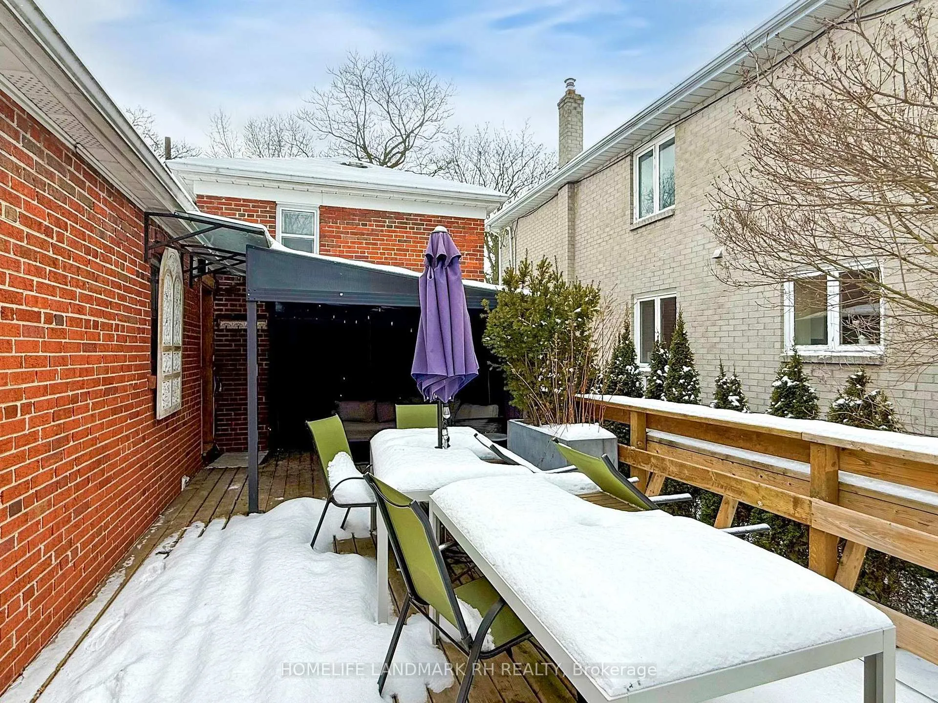 Photo 30 of 42 Frontenac Avenue, Toronto, Bedford Park-Nortown — HOMEH