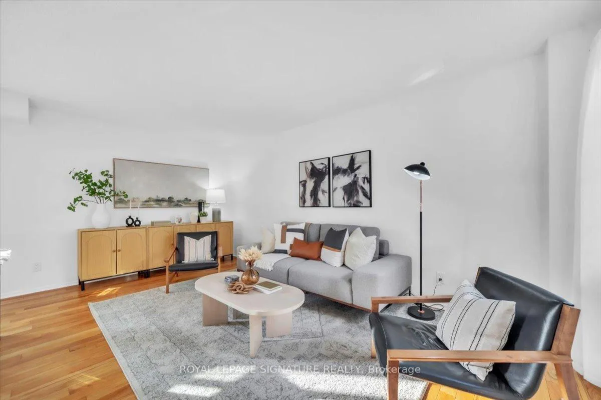 Photo 9 of 41 Wicks Drive, Ajax, Central East — HOMEH