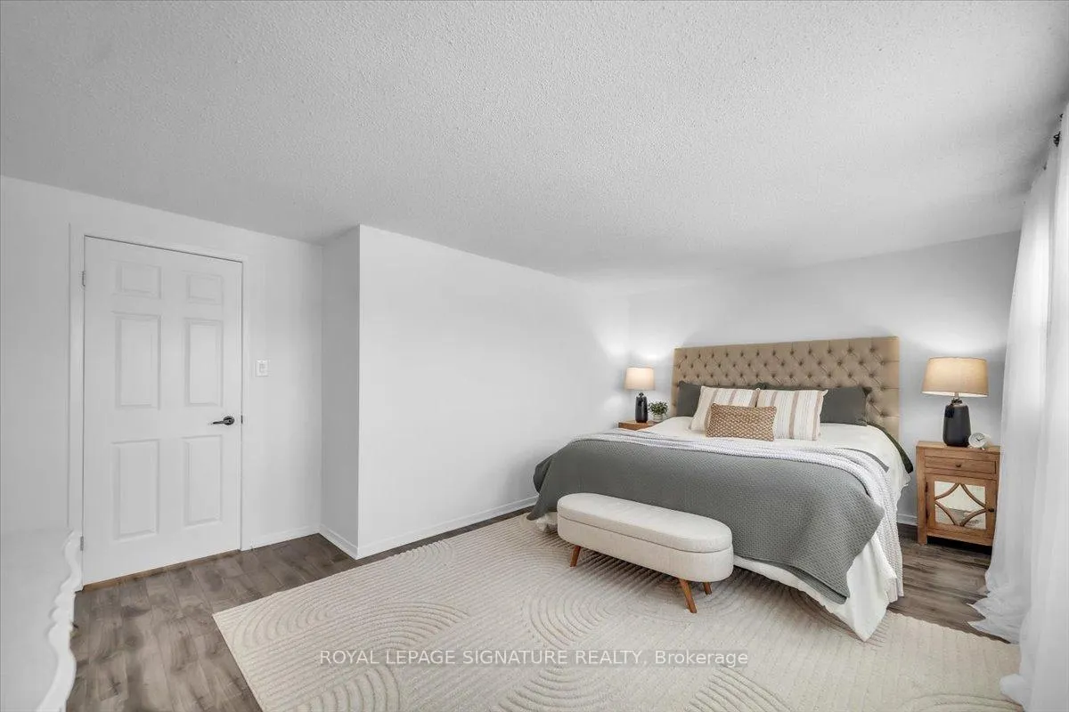 Photo 17 of 41 Wicks Drive, Ajax, Central East — HOMEH