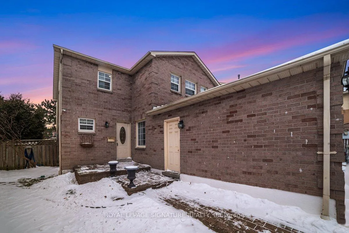 Photo 37 of 41 Wicks Drive, Ajax, Central East — HOMEH