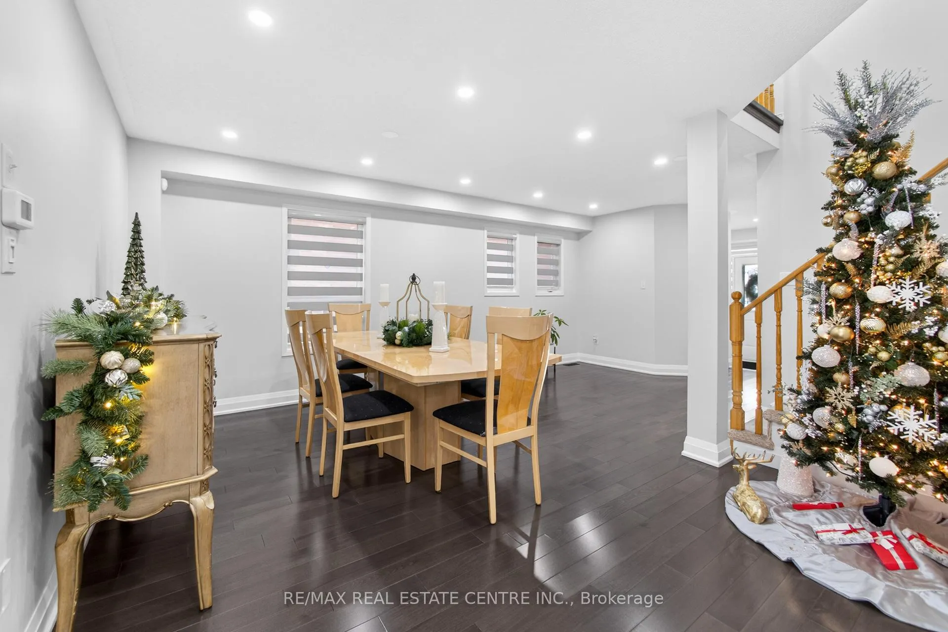 Photo 6 of 41 Sunnyview Road, Brampton, Fletcher's Meadow — HOMEH