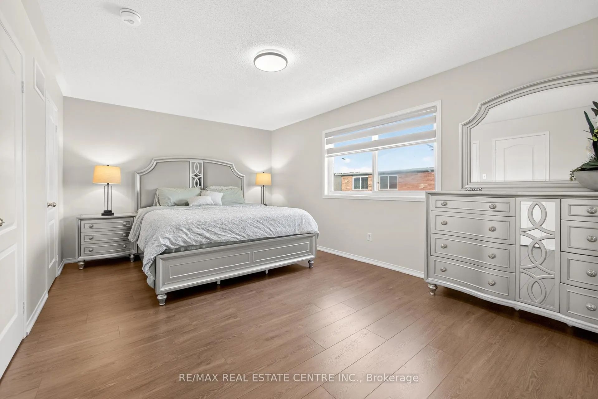Photo 25 of 41 Sunnyview Road, Brampton, Fletcher's Meadow — HOMEH
