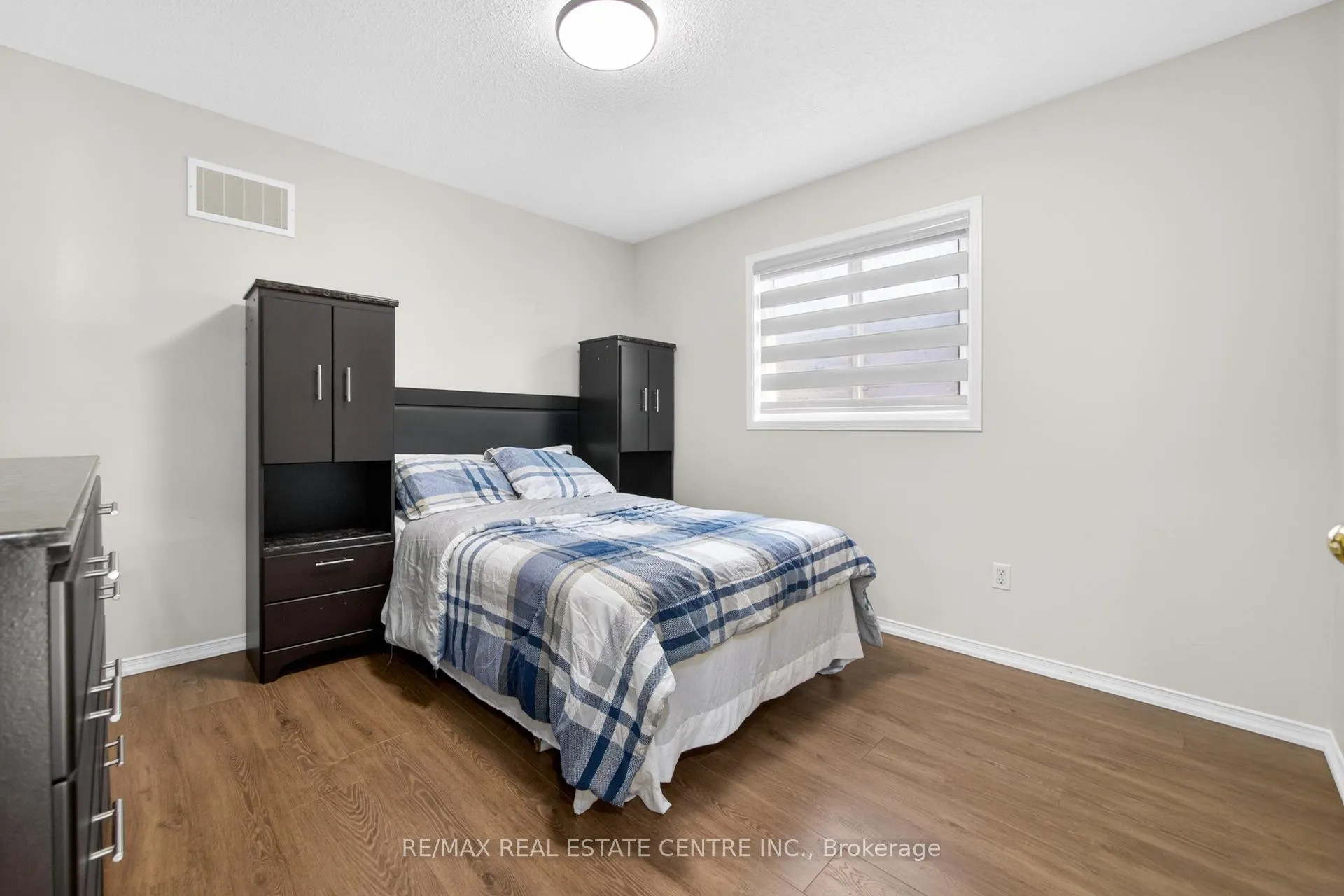 Photo 30 of 41 Sunnyview Road, Brampton, Fletcher's Meadow — HOMEH